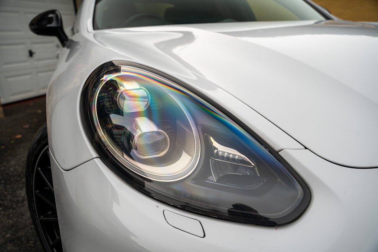 Porsche Panamera view 24