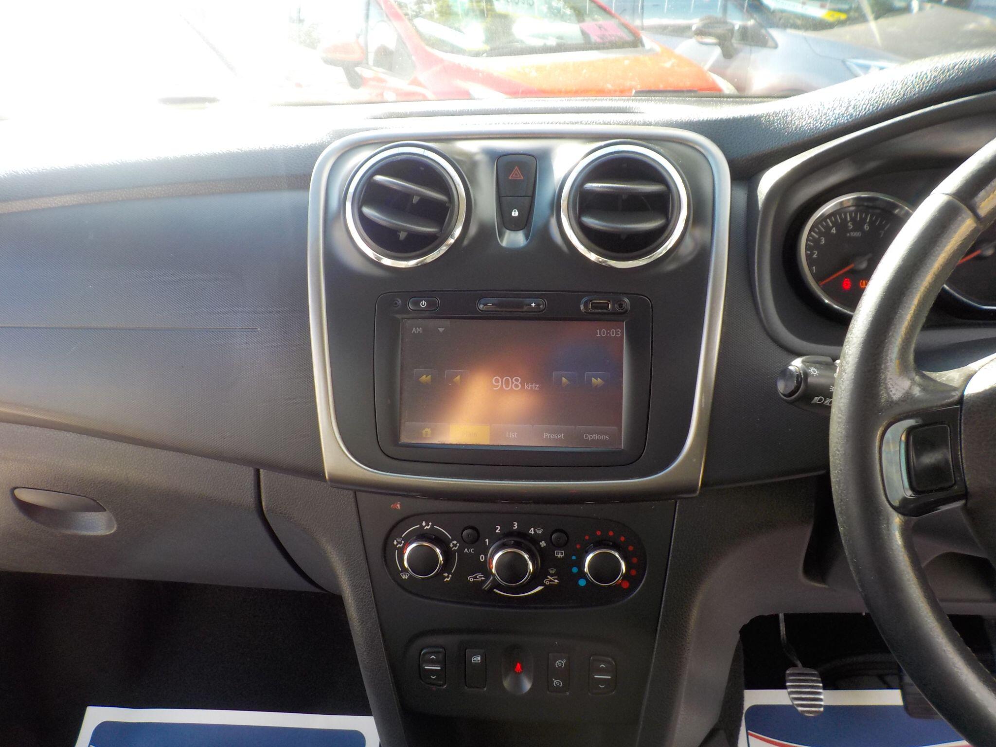 Dacia Sandero Stepway 0.9 TCe Laureate Euro 6 (s/s) 5dr
