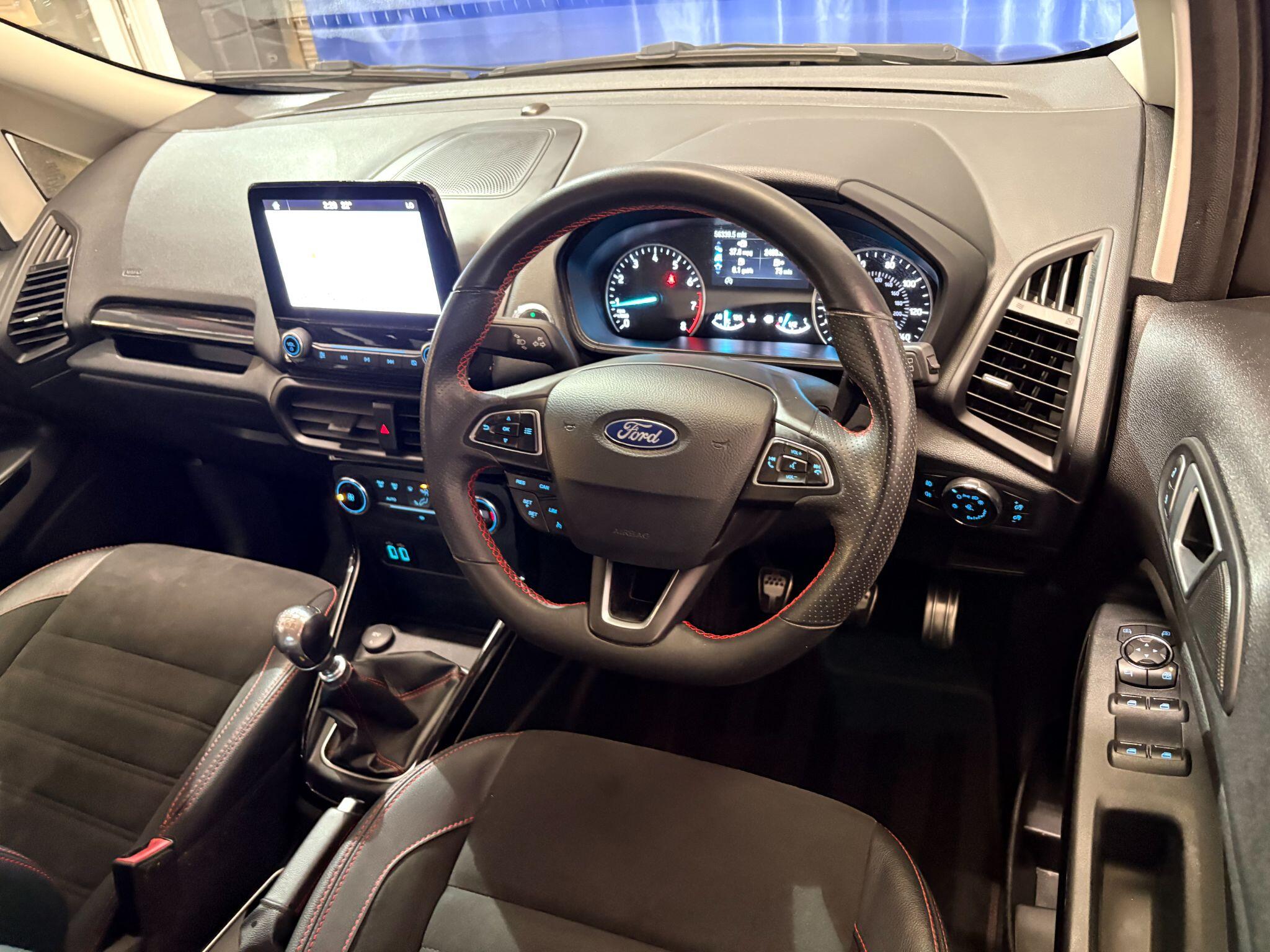 Ford Ecosport view 6