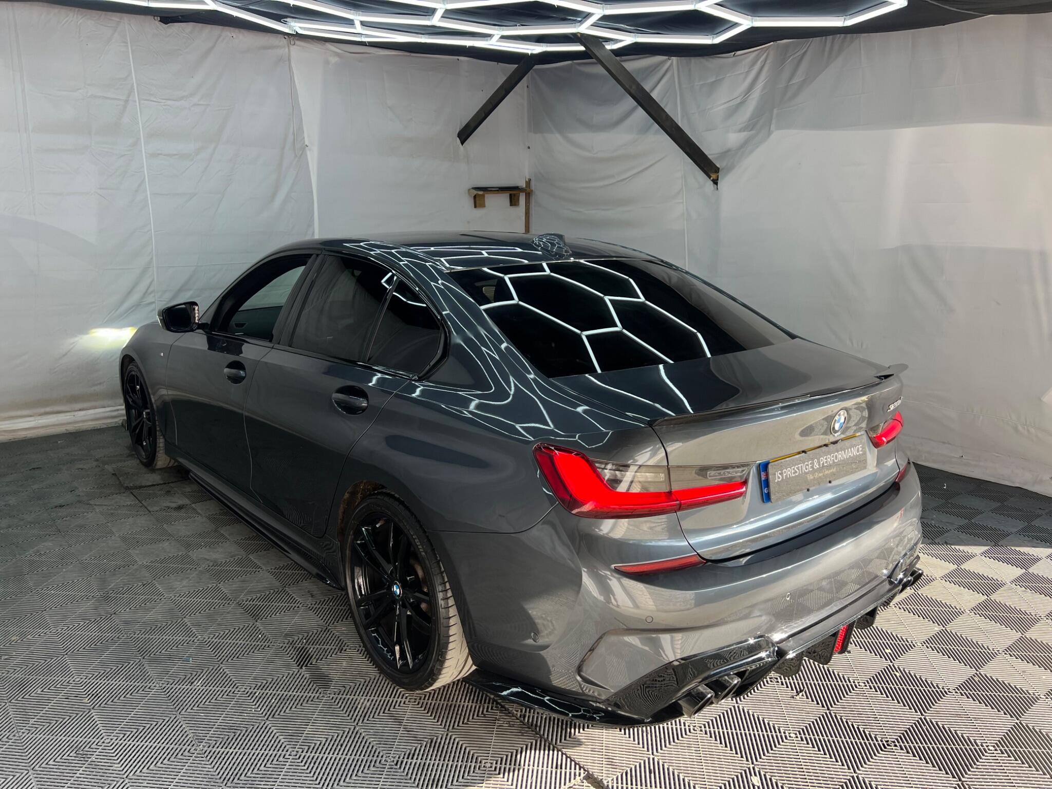 BMW 3 Series view 4