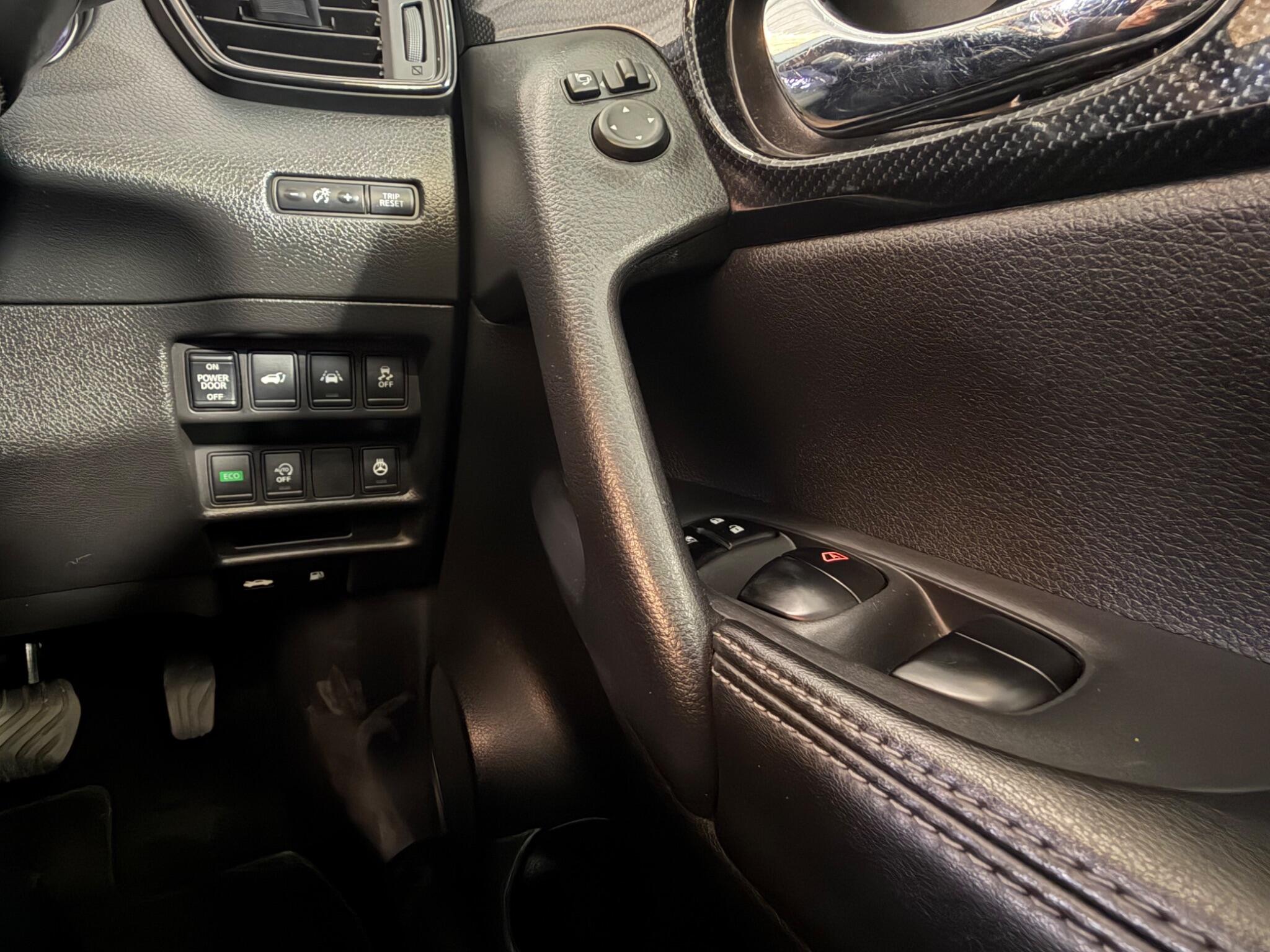 Nissan X-Trail view 24