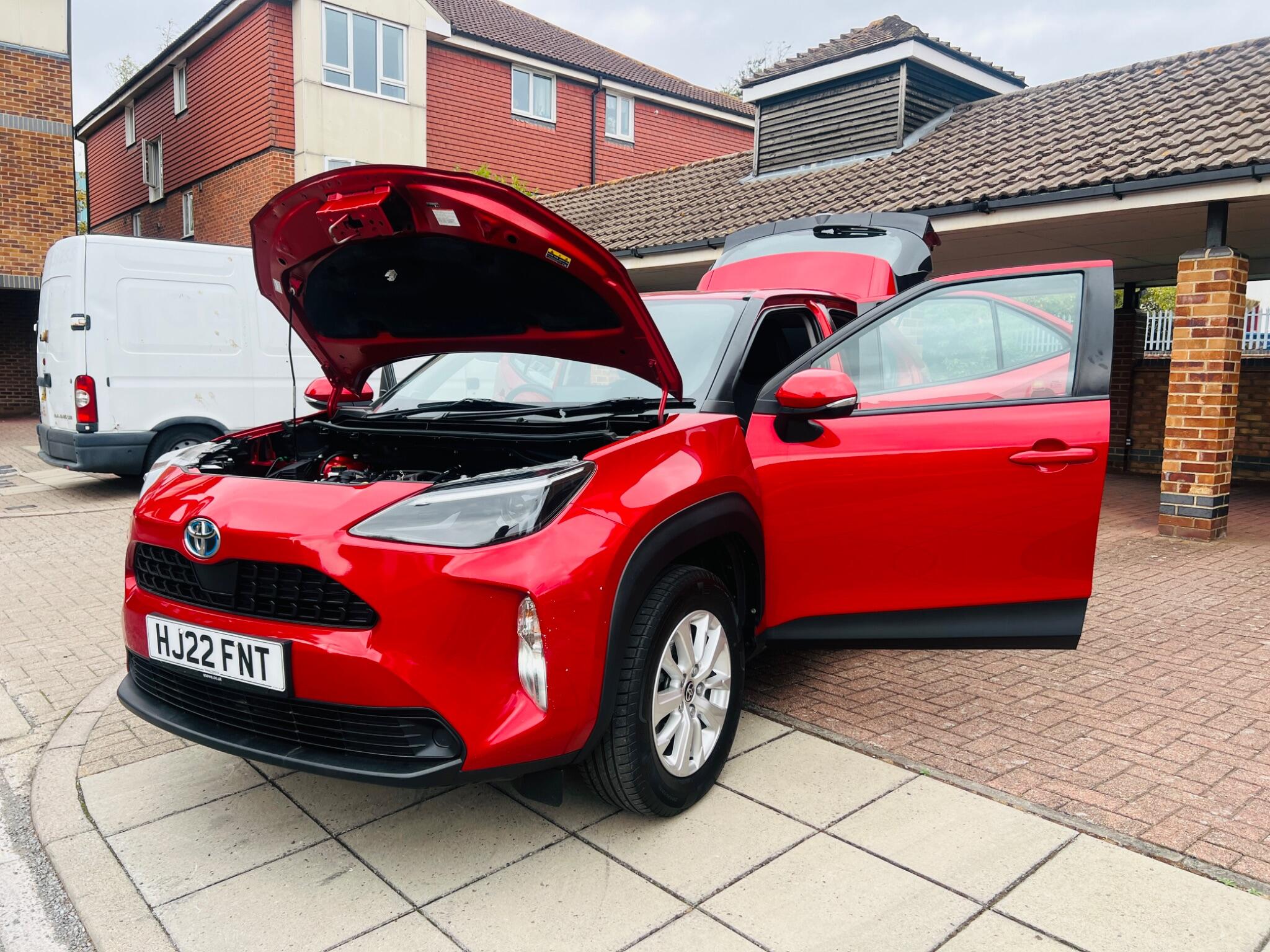 Toyota Yaris Cross view 17