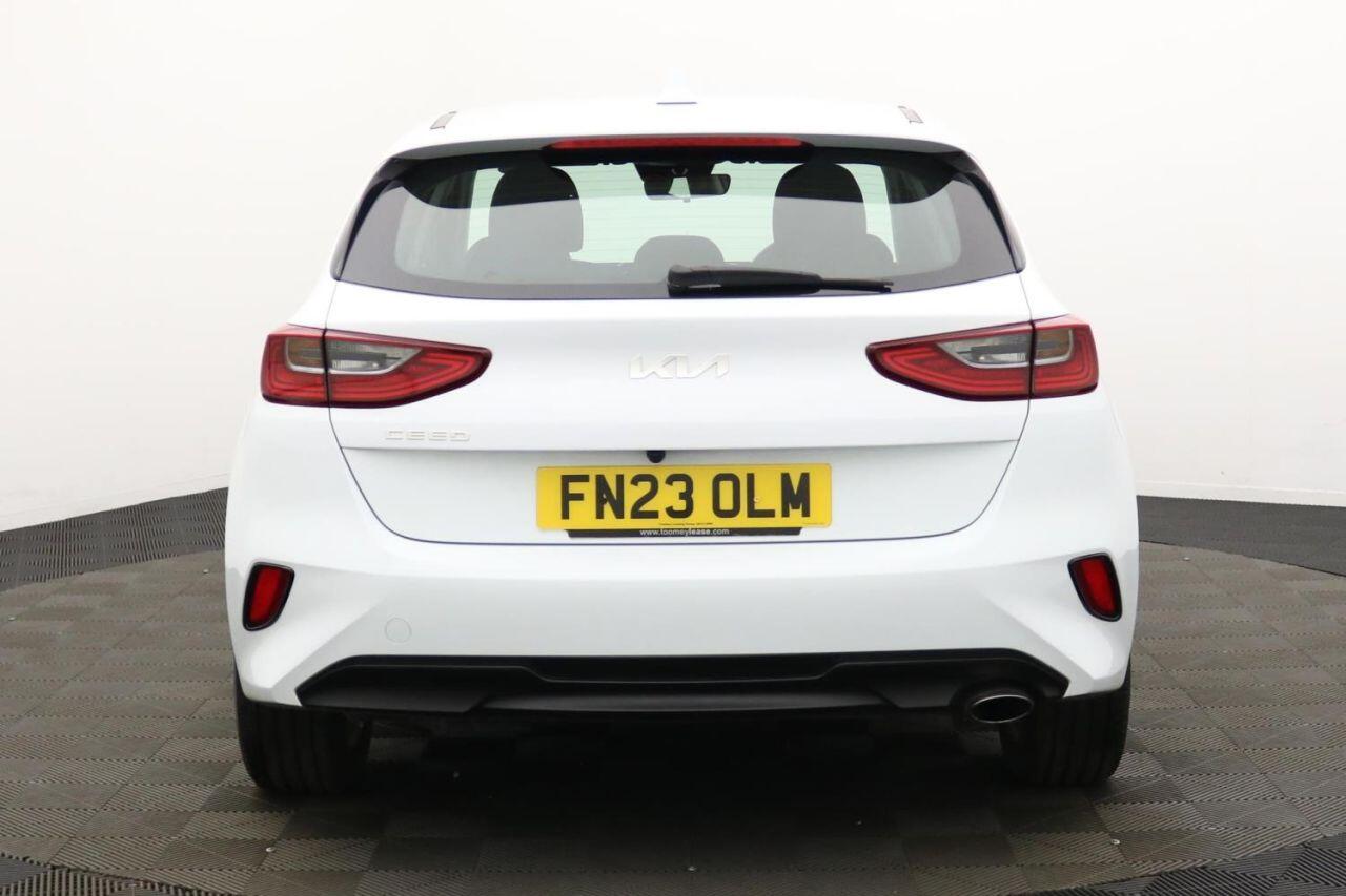 Kia Ceed view 6