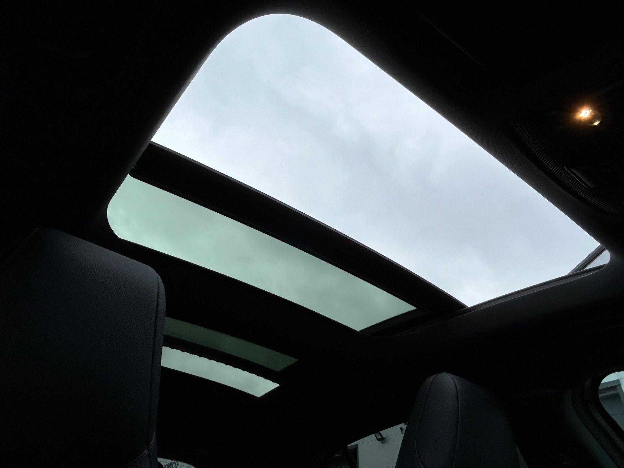 Mercedes-Benz Gla view 12