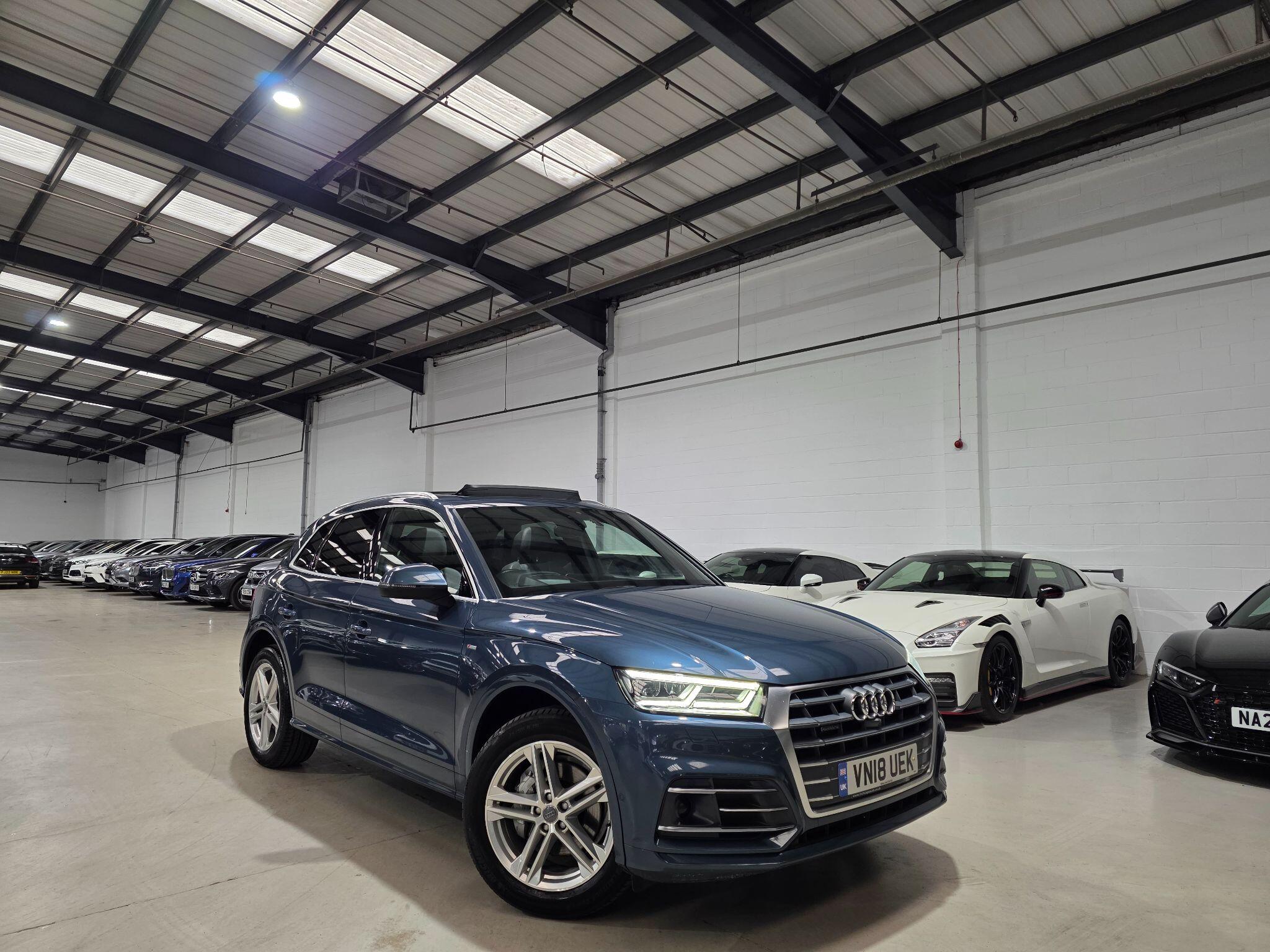 Audi Q5 view 3