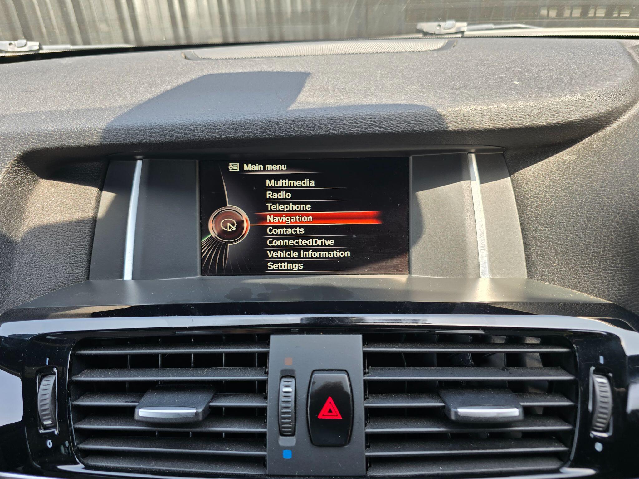 BMW X4 view 52