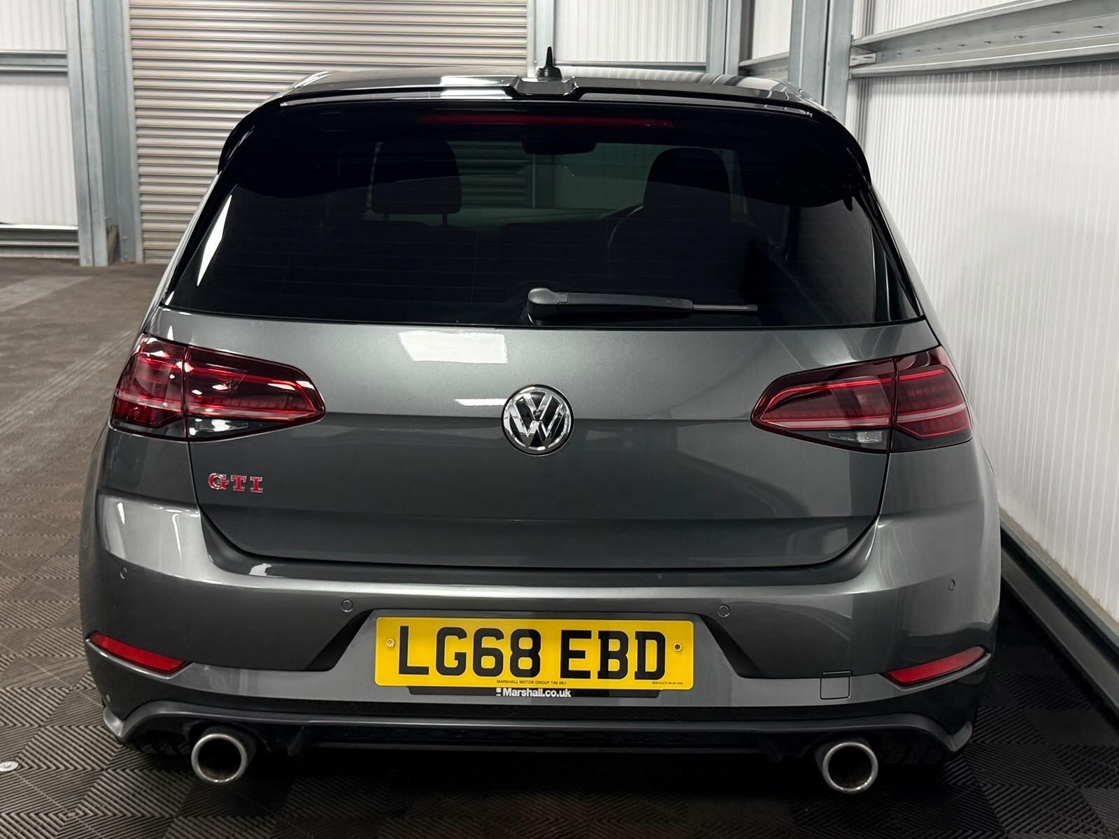 Volkswagen Golf view 13