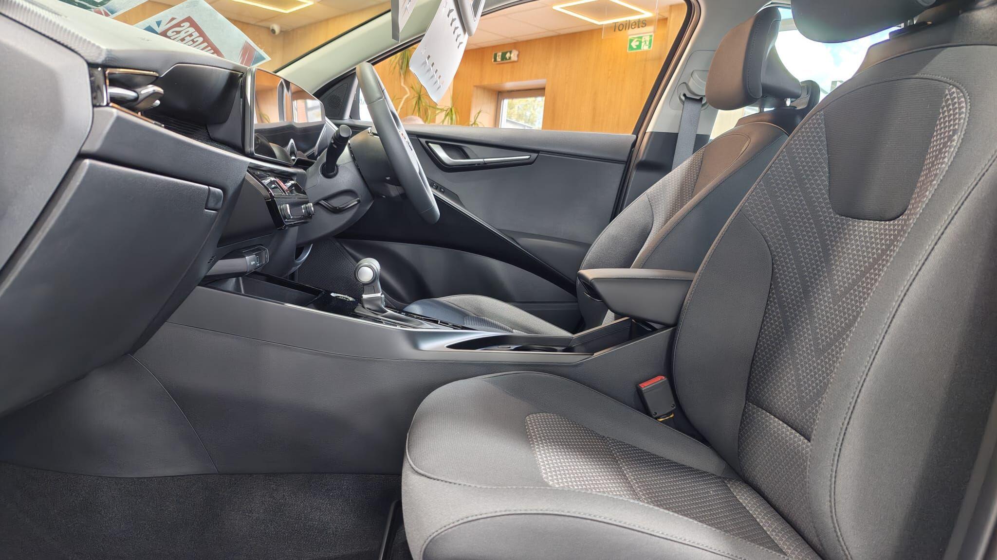 Kia Niro view 12