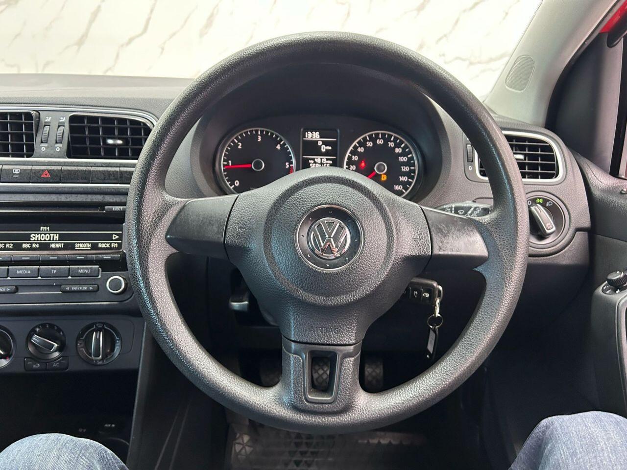 Volkswagen Polo view 18