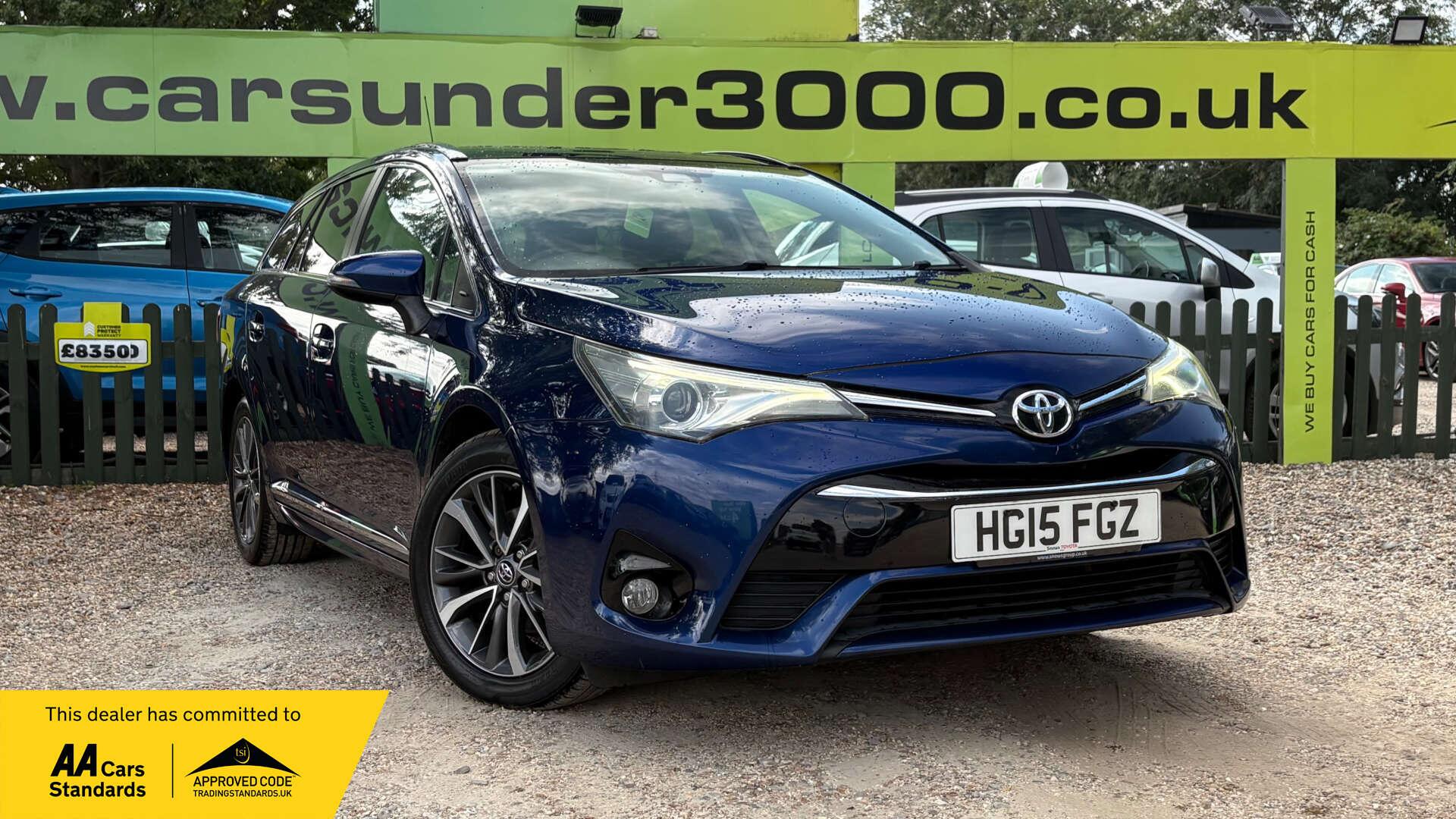 2015 Toyota Avensis in Blue for sale