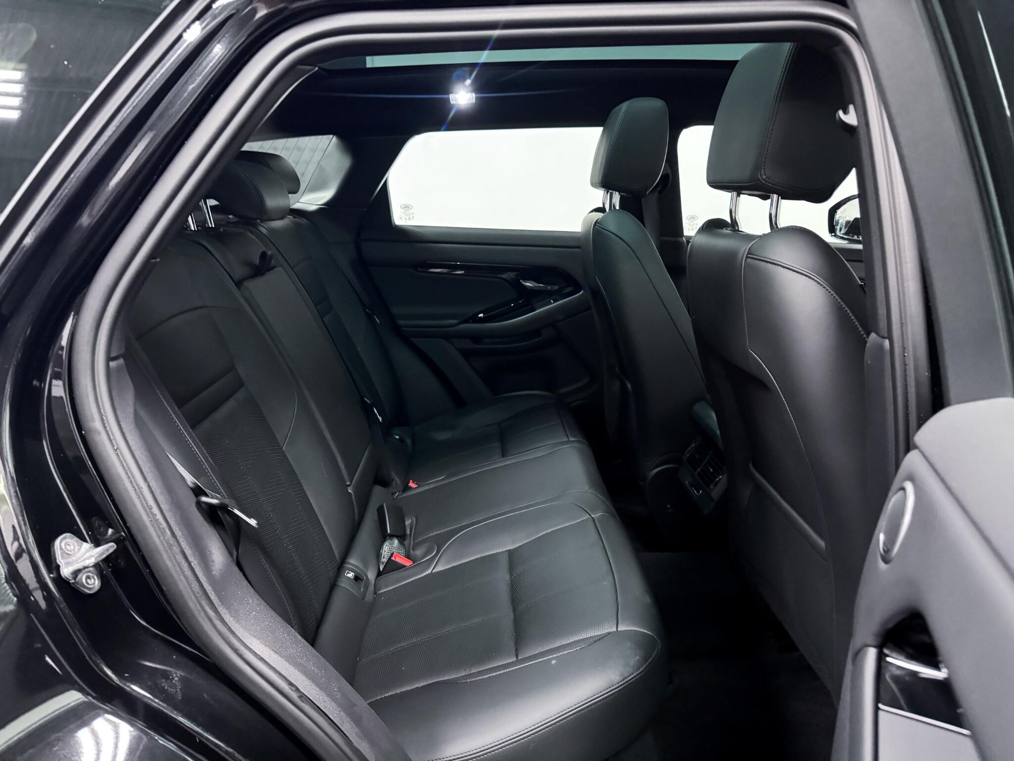 Land Rover Range Rover Evoque view 24