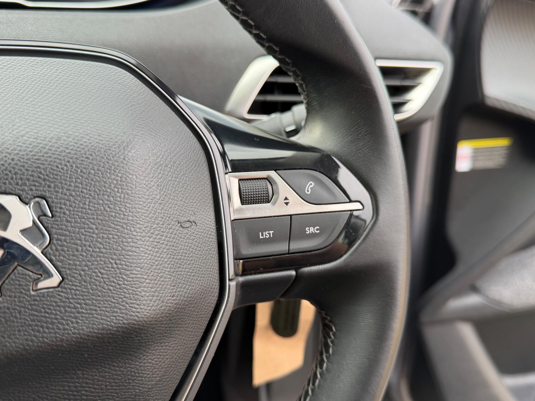 Peugeot 3008 view 22