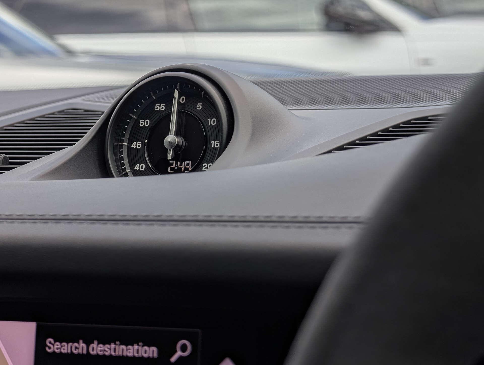 Porsche Cayenne view 43