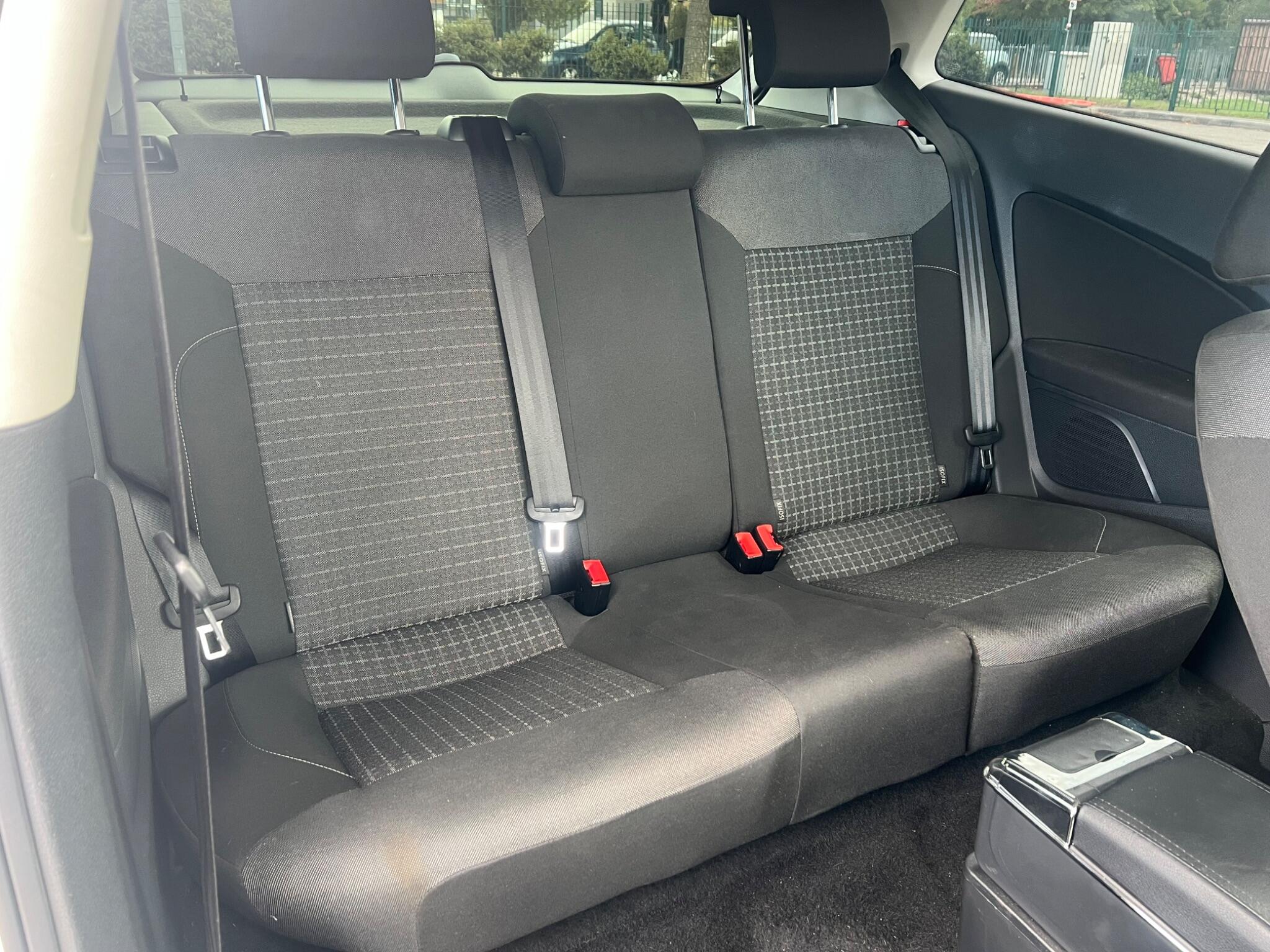 Volkswagen Polo view 20