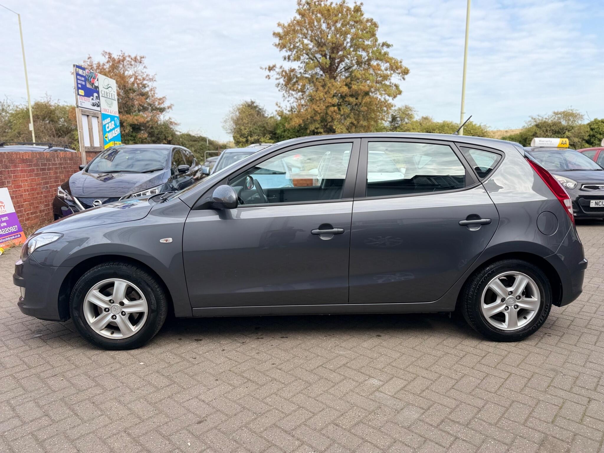 Hyundai I30 view 7