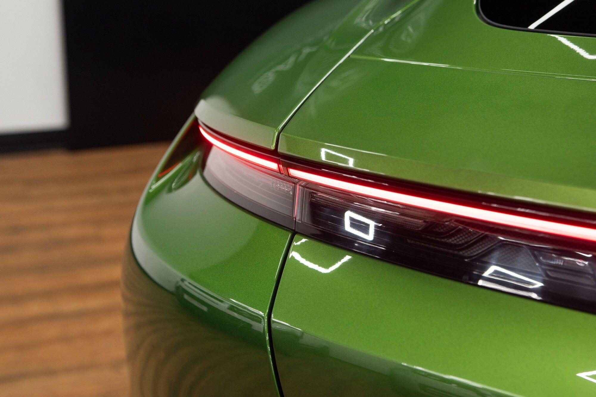 Porsche Taycan view 18