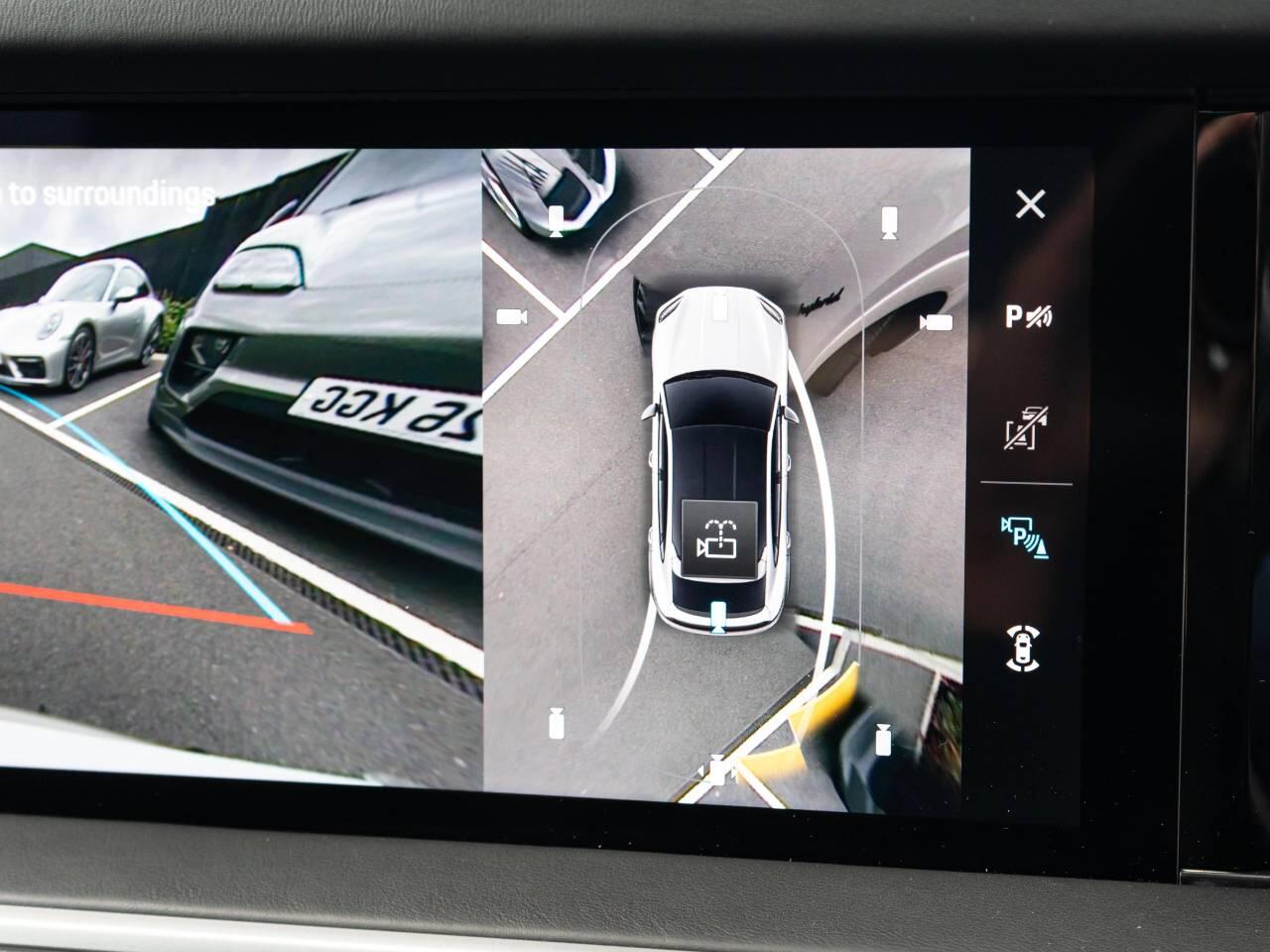Porsche Cayenne view 34