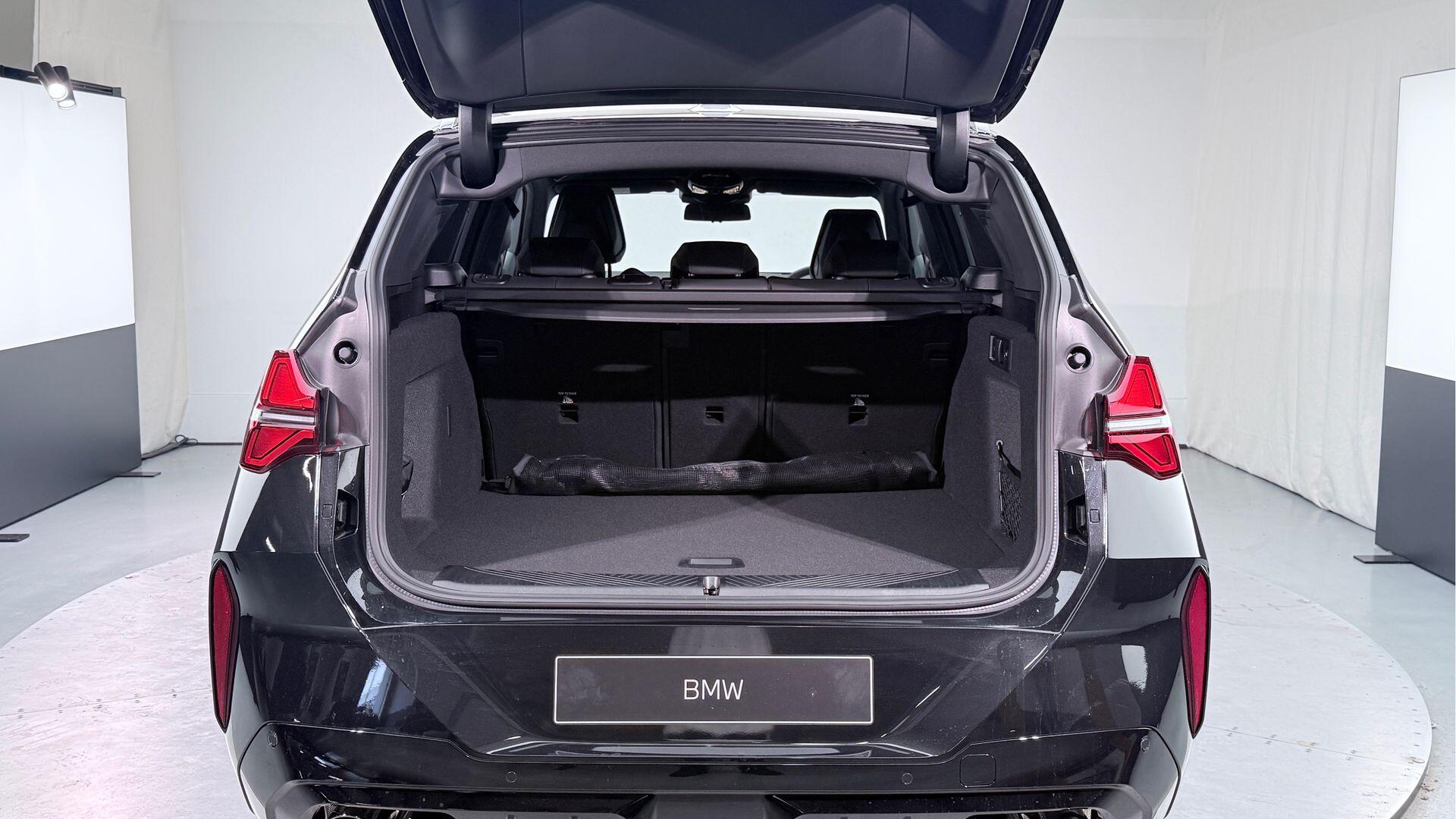 BMW X3 view 13