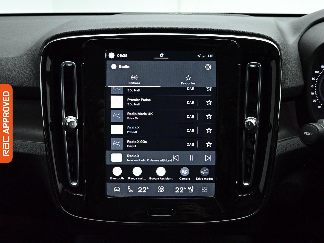 Volvo C40 view 15