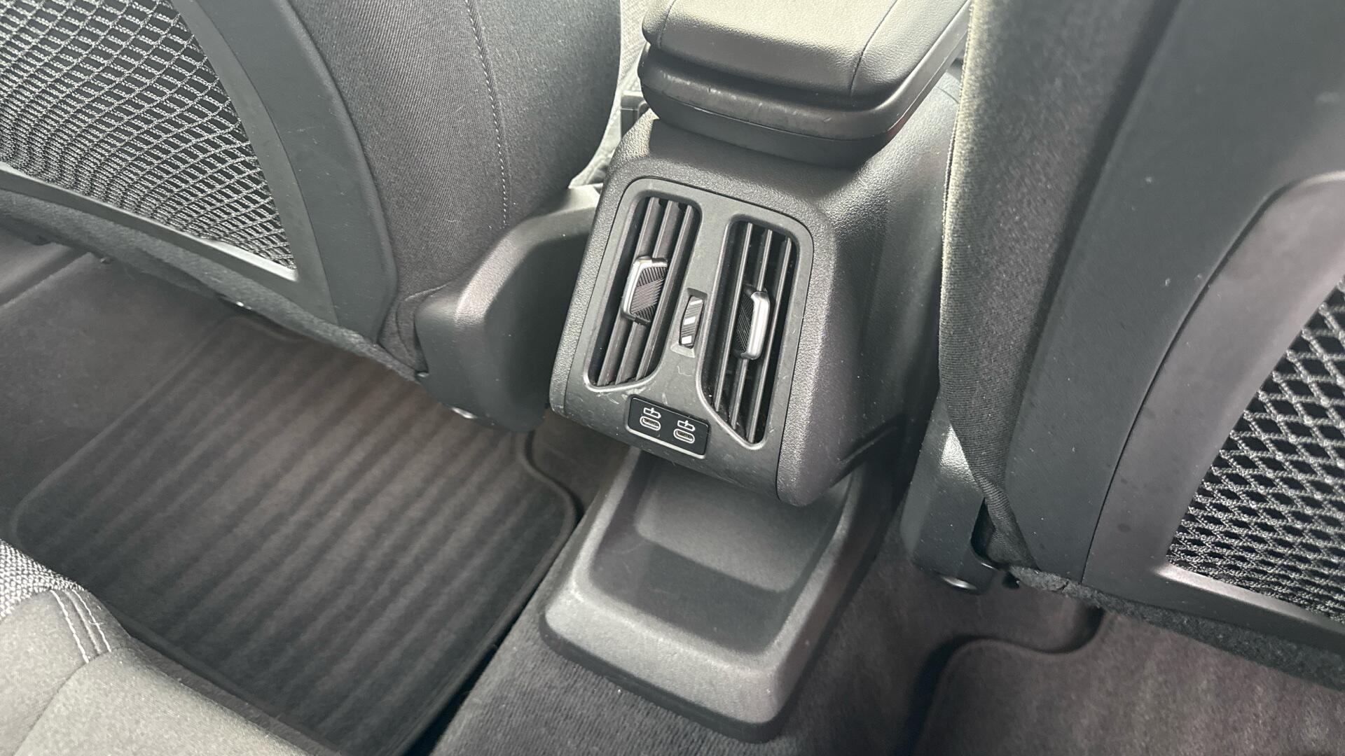 BMW X1 view 23