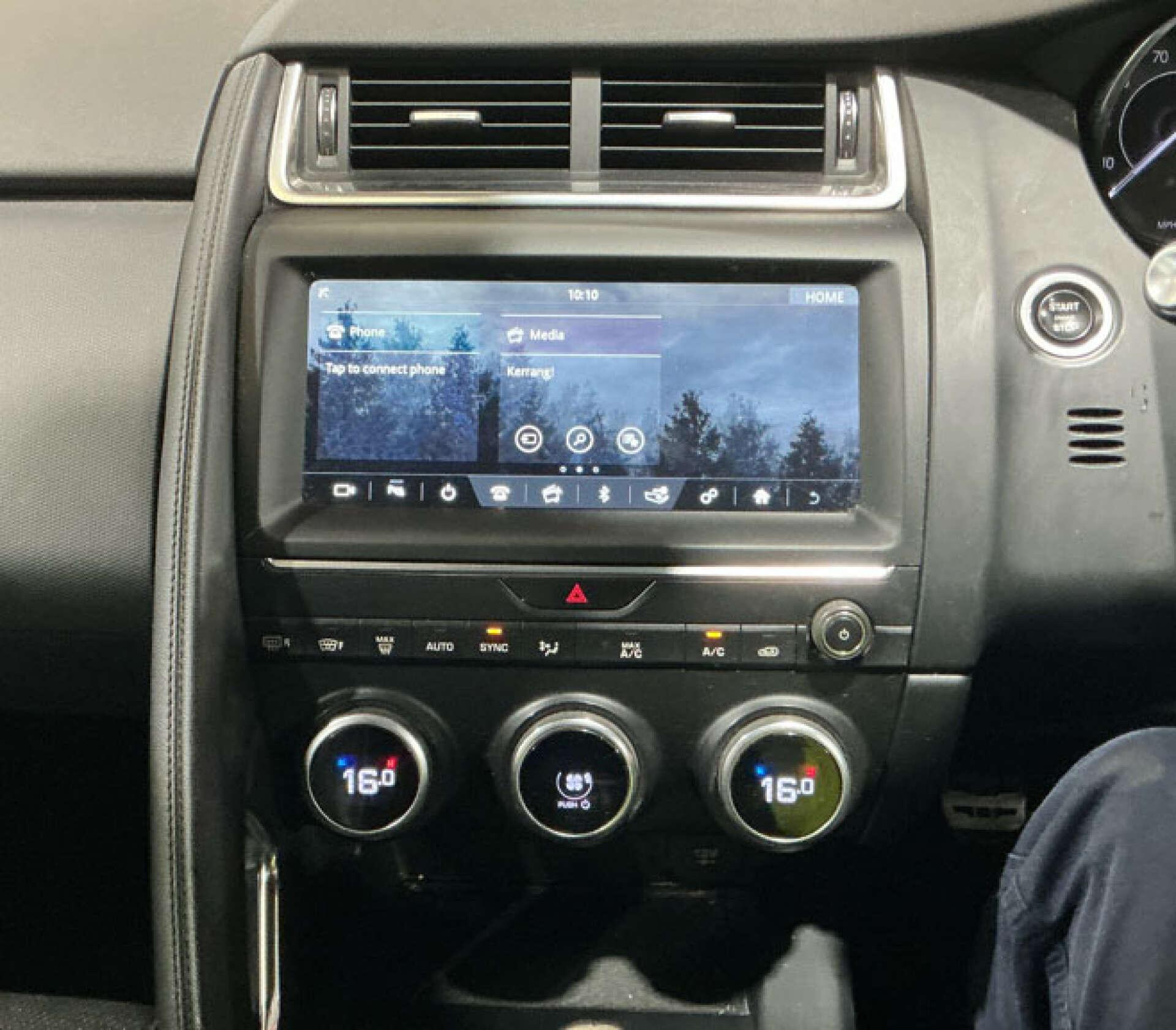 Jaguar E-Pace view 3
