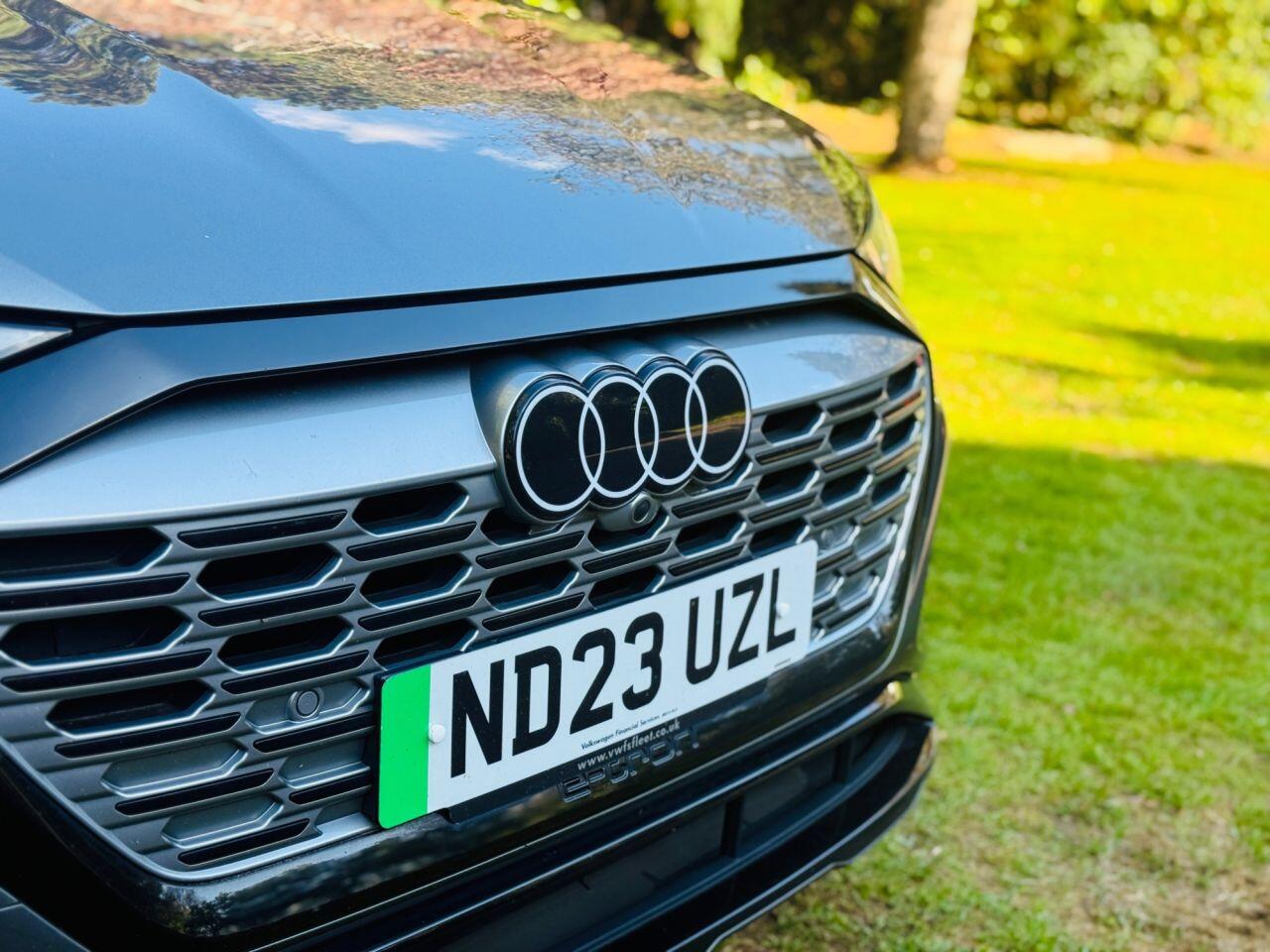 Audi Q8 E-Tron view 4