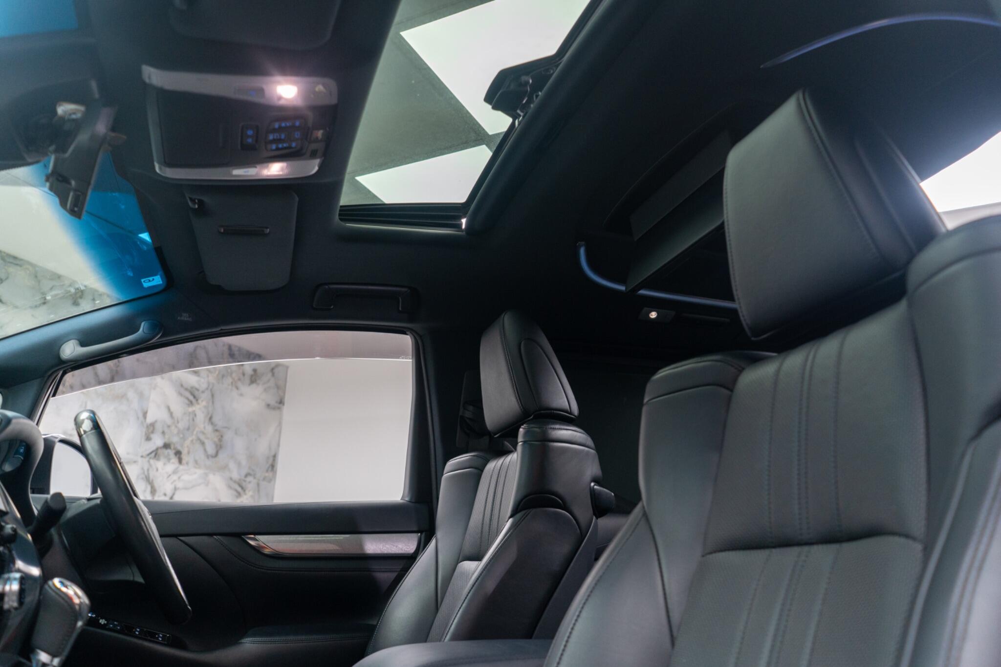 Toyota Alphard view 40