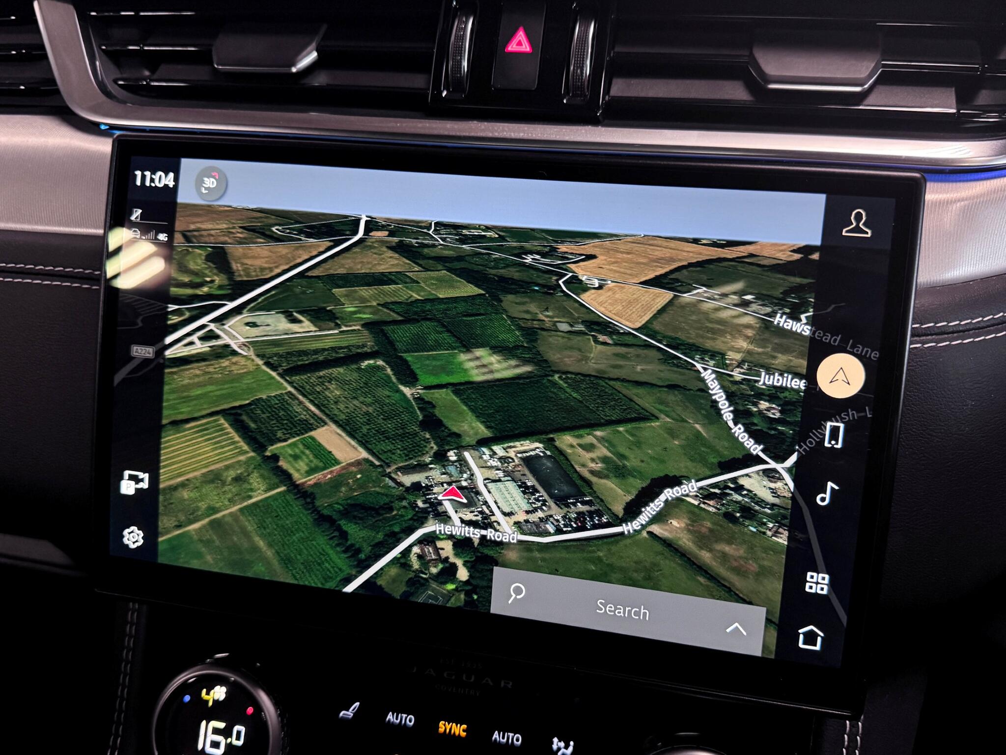 Jaguar F-Pace view 34