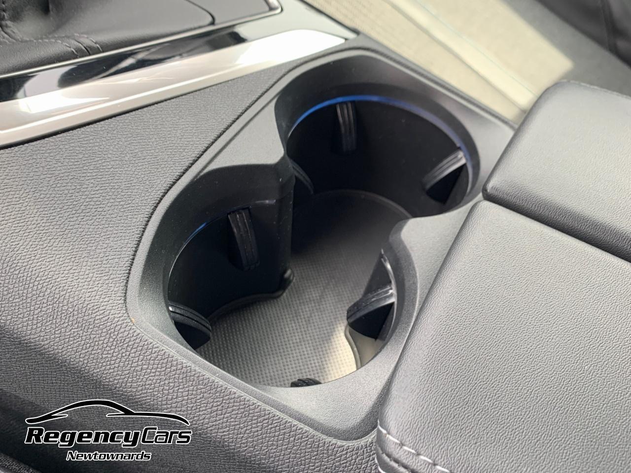 Peugeot 3008 view 11
