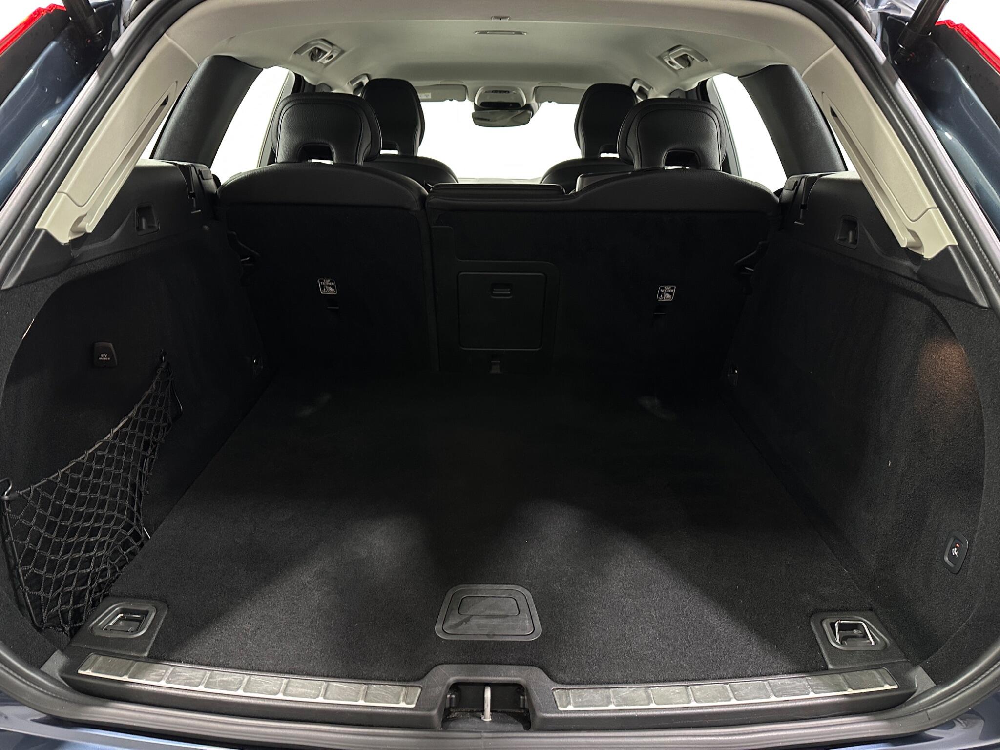 Volvo XC60 view 47