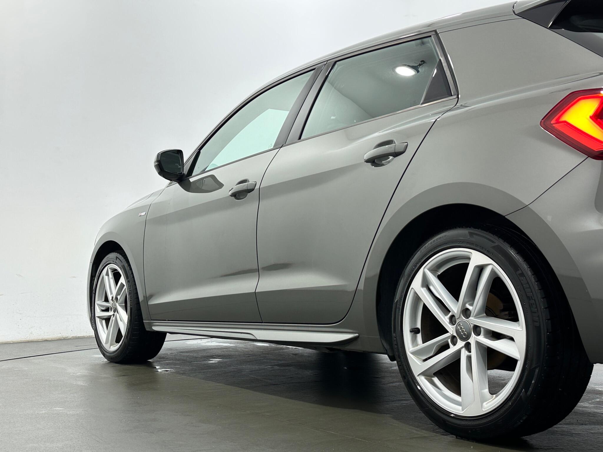 Audi A1 view 48
