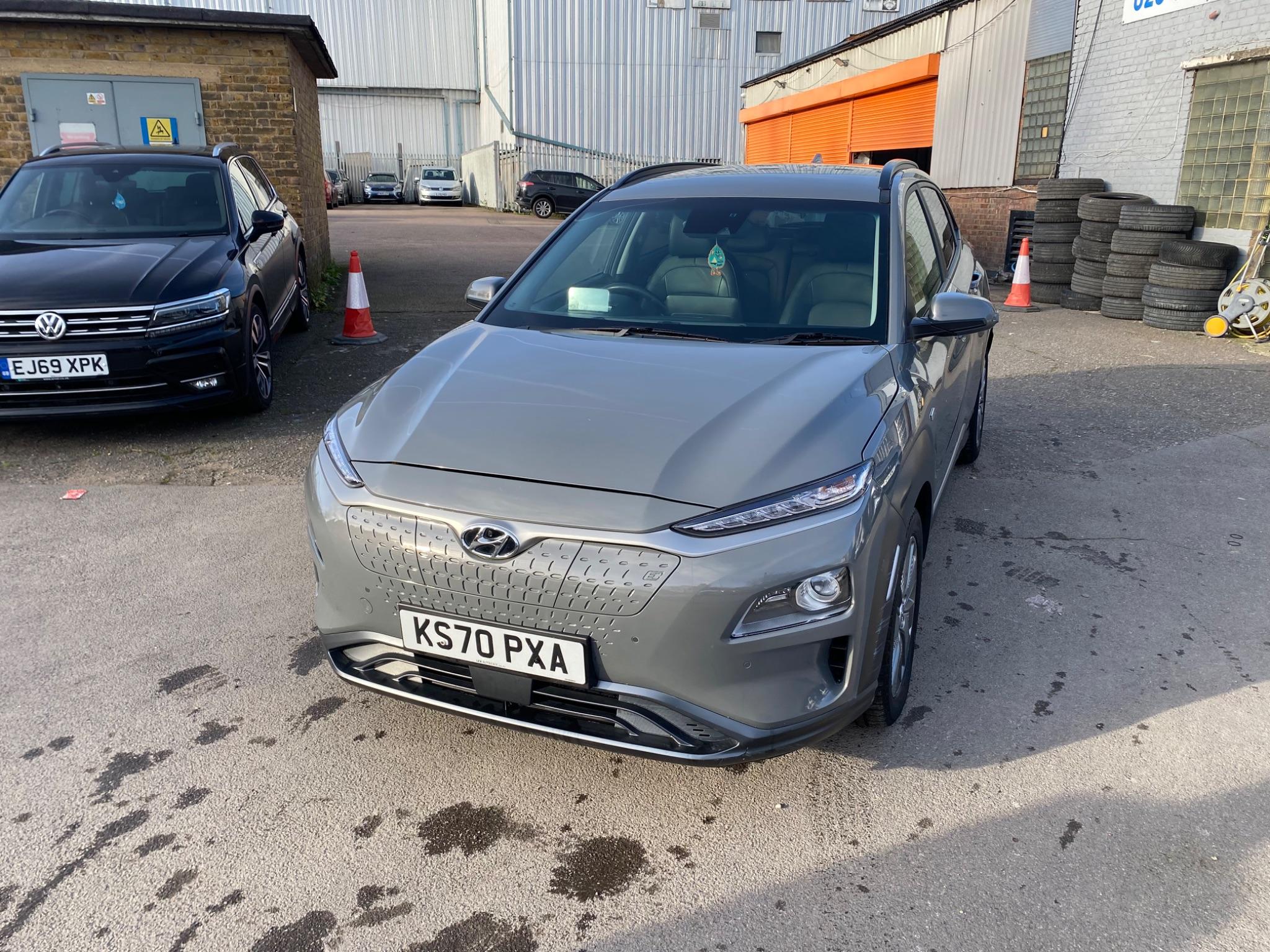 Hyundai Kona view 3
