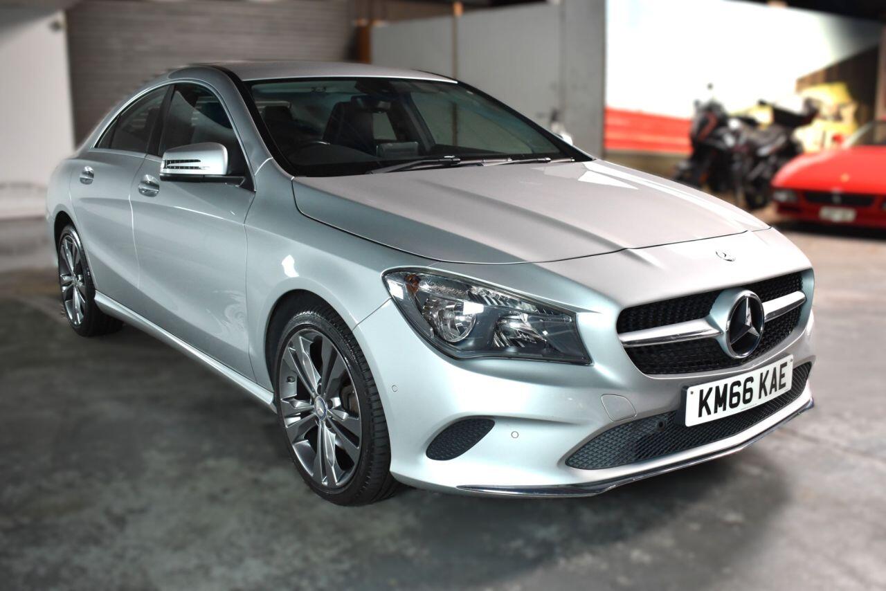 Mercedes-Benz Cla view 10