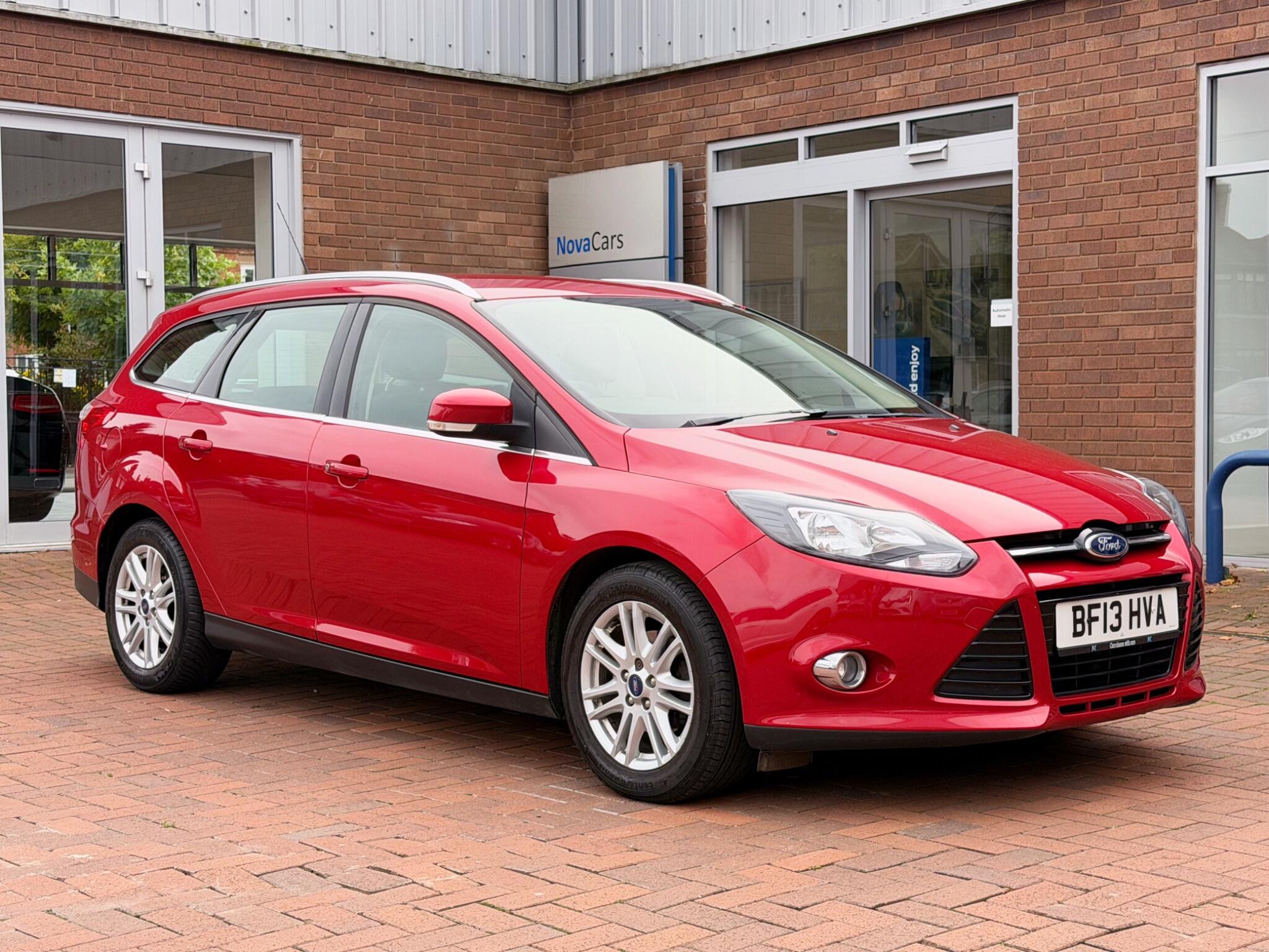 Ford Focus view 11