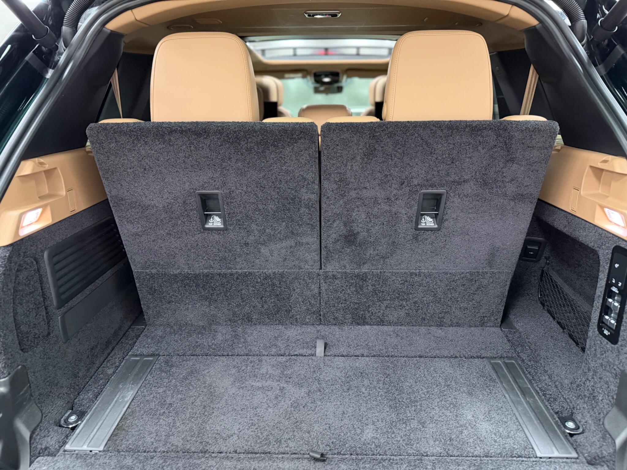 Land Rover Range Rover view 58