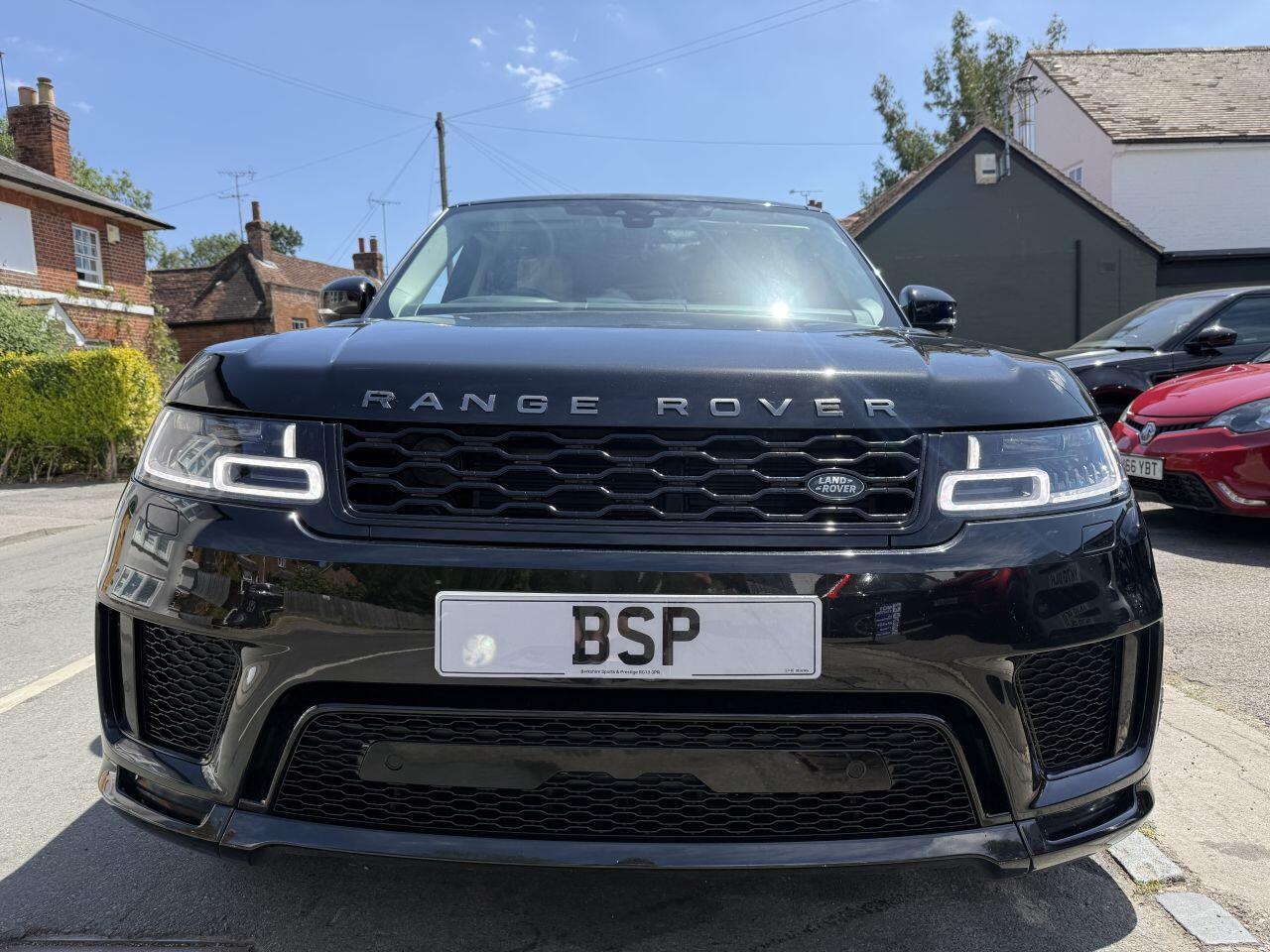Land Rover Range Rover Sport view 3