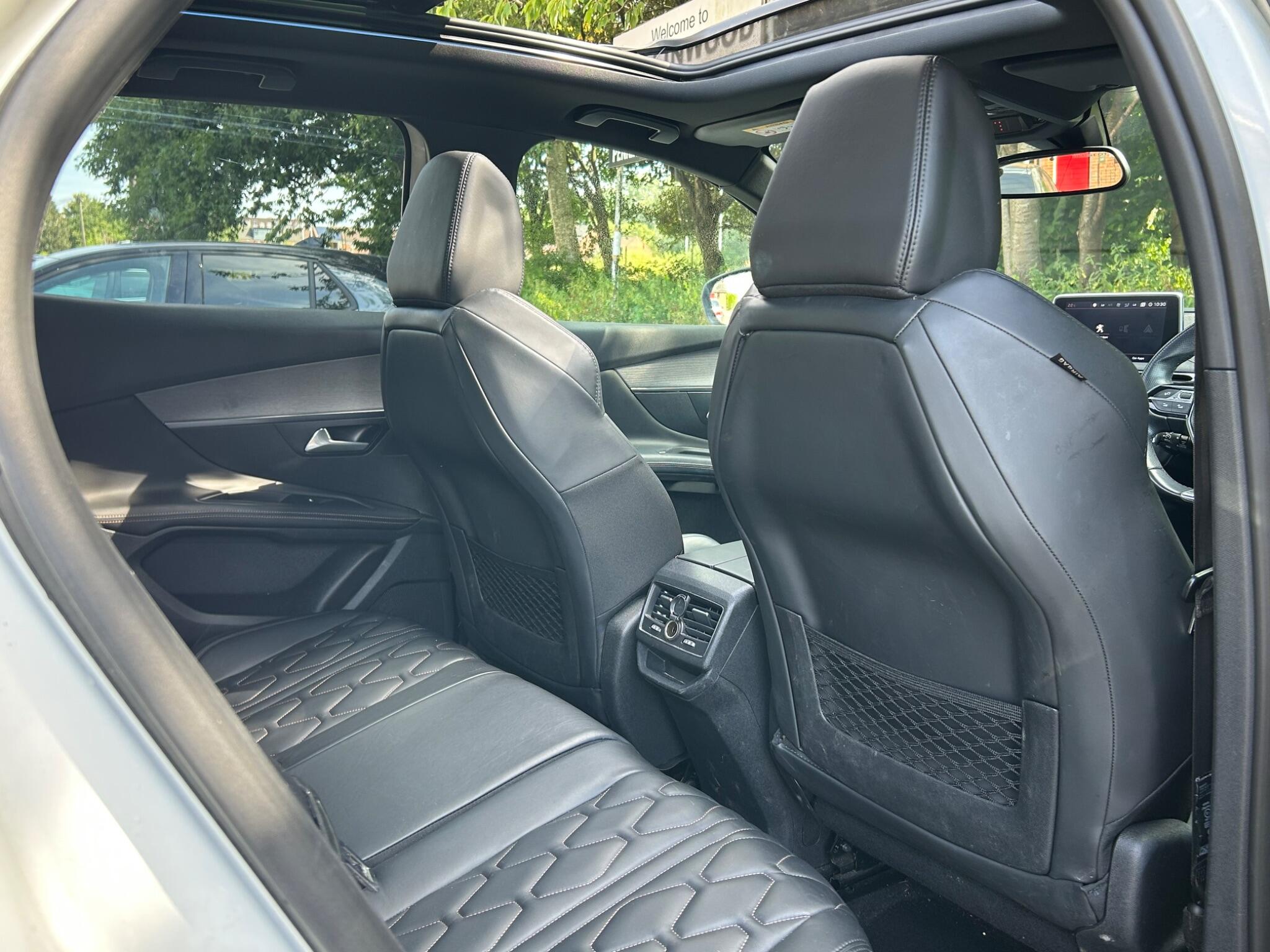 Peugeot 3008 view 19