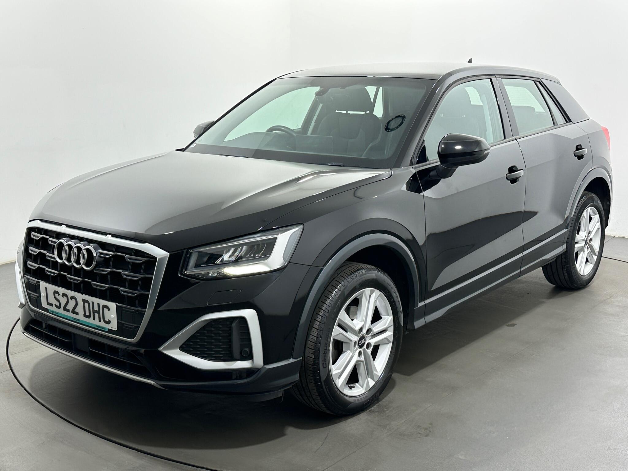 Audi Q2 view 54