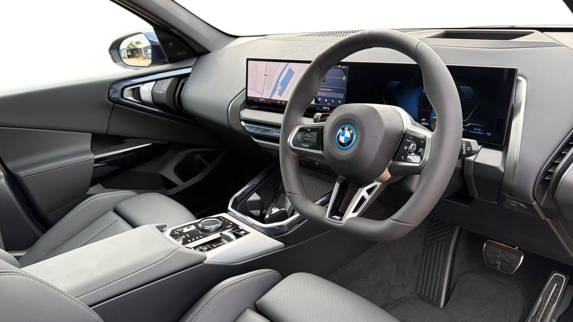 BMW X3 view 6