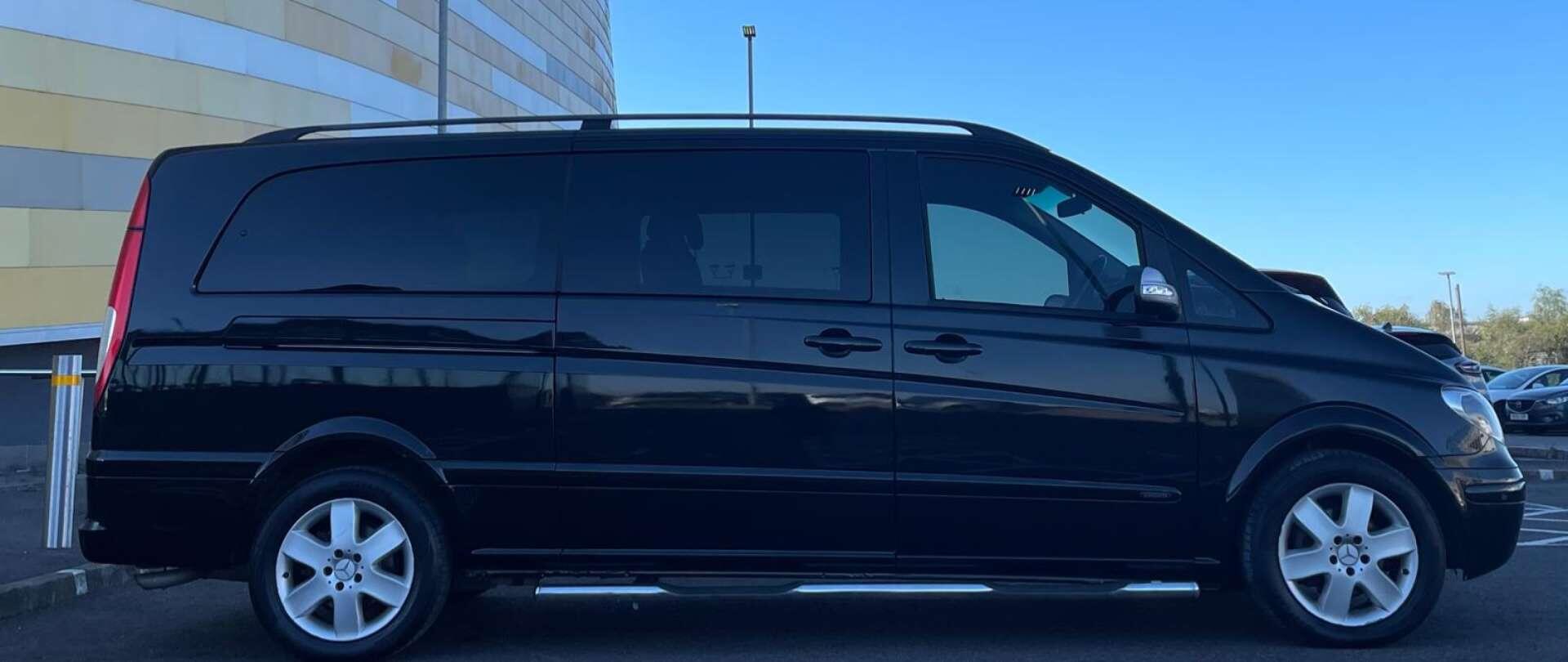 Mercedes-Benz Viano view 28