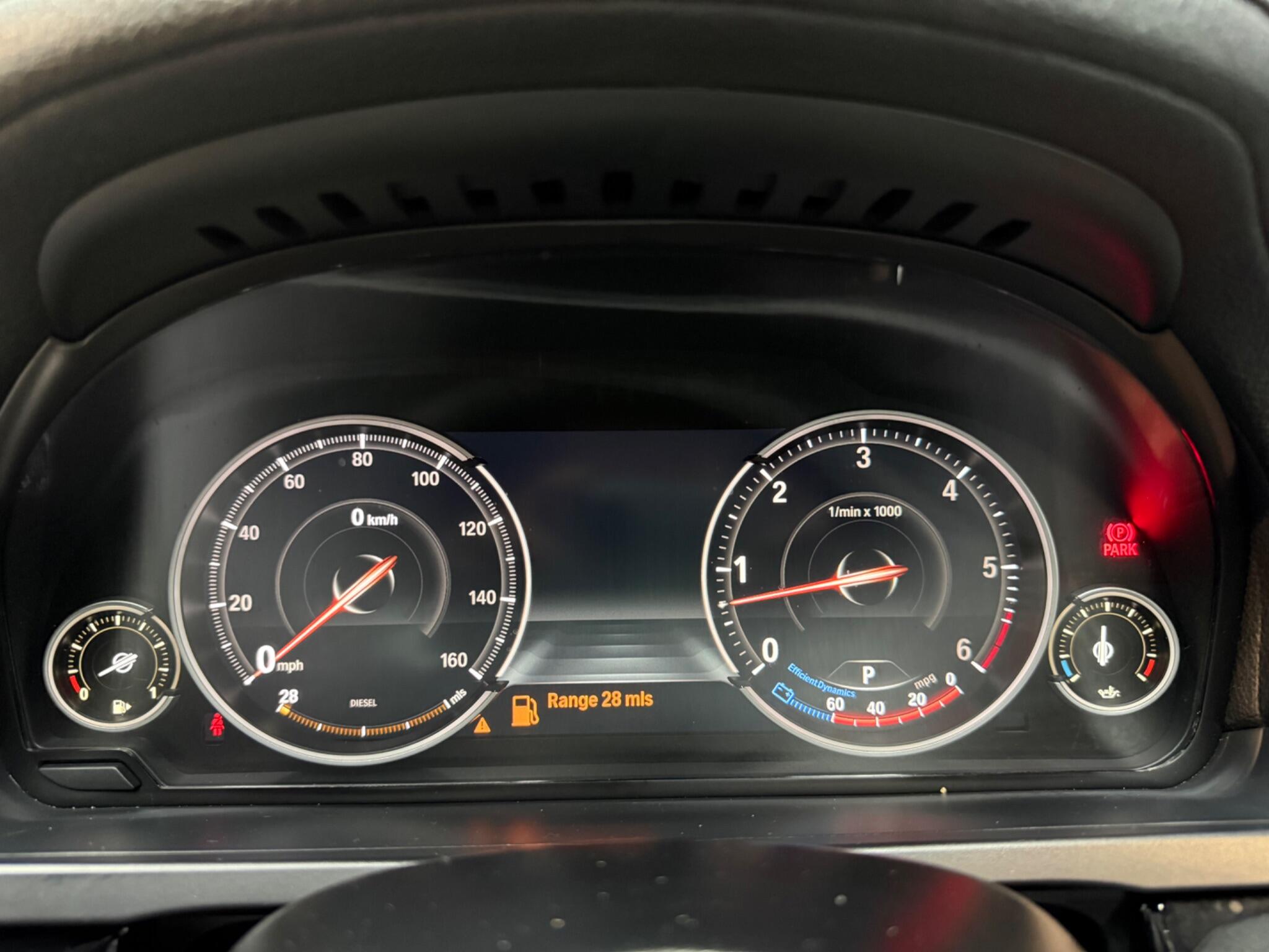 BMW 7 Series view 17