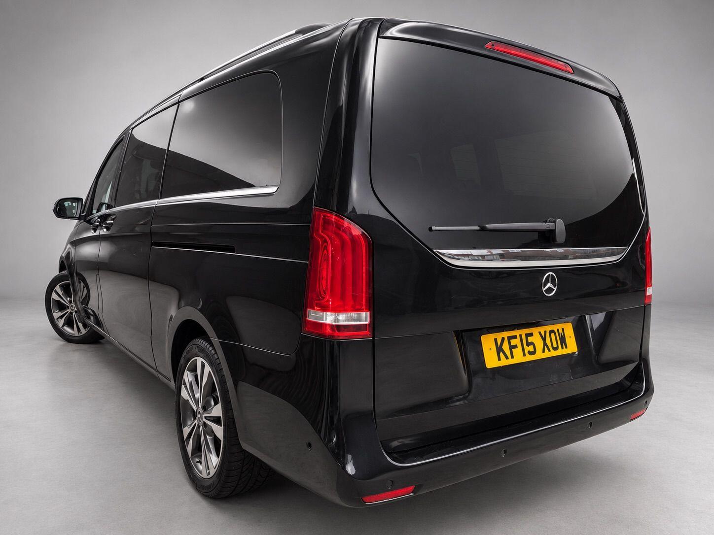 Mercedes-Benz V-Class view 10