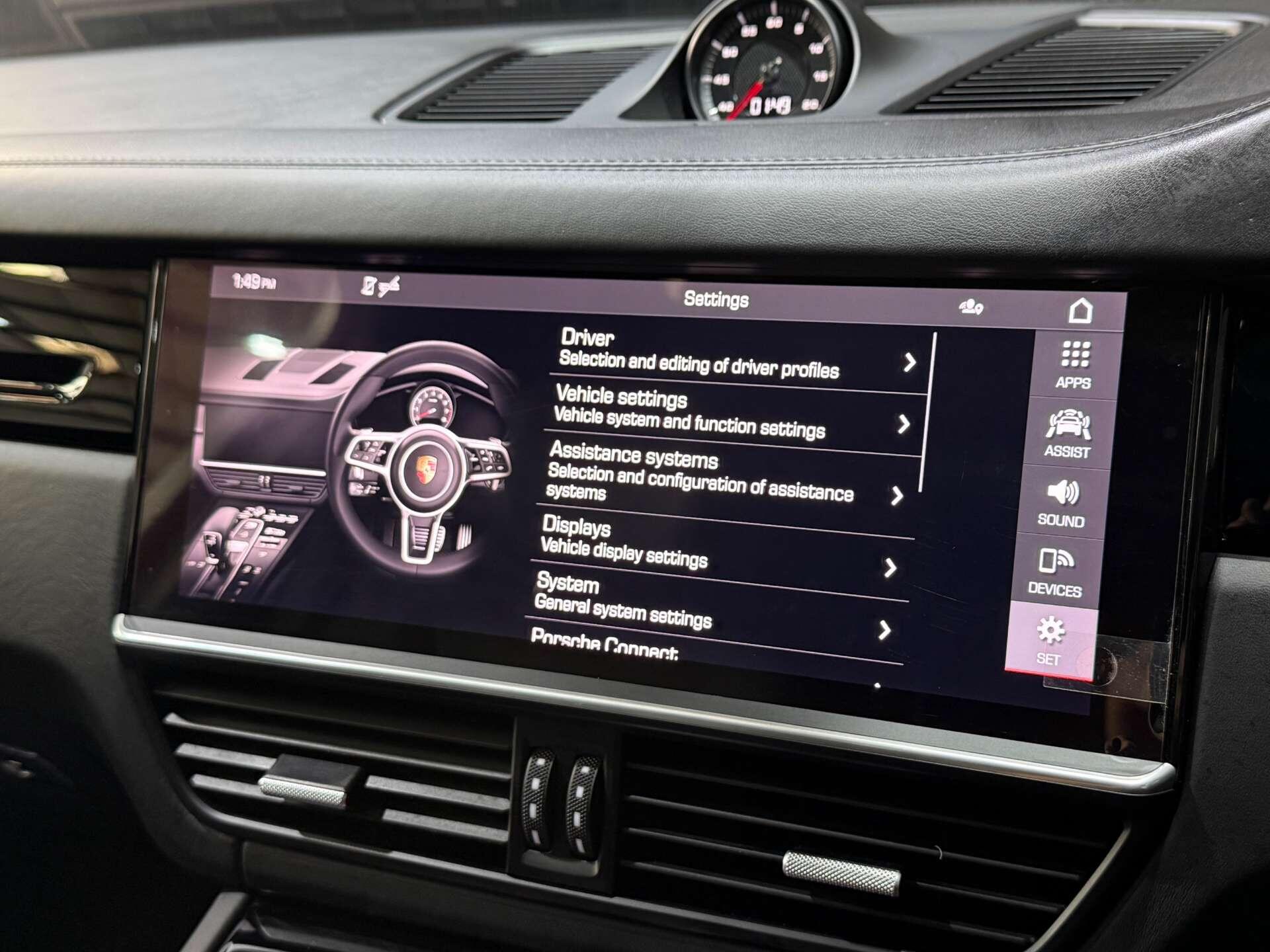 Porsche Cayenne view 61