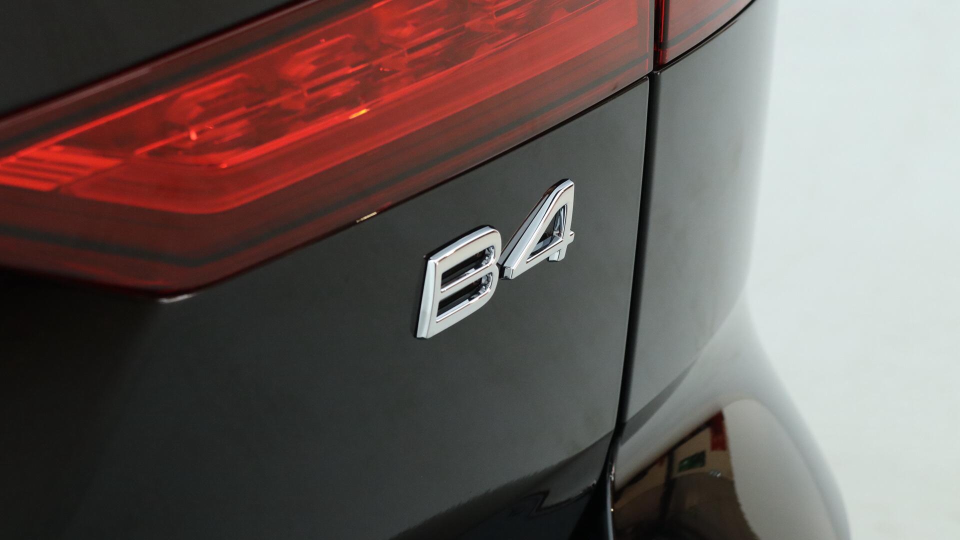 Volvo V60 view 45