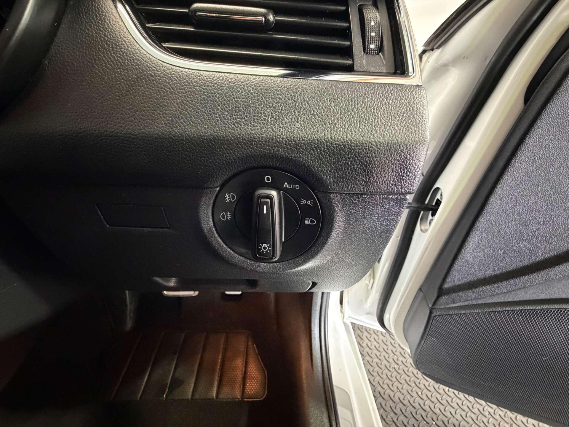 Skoda Octavia view 13