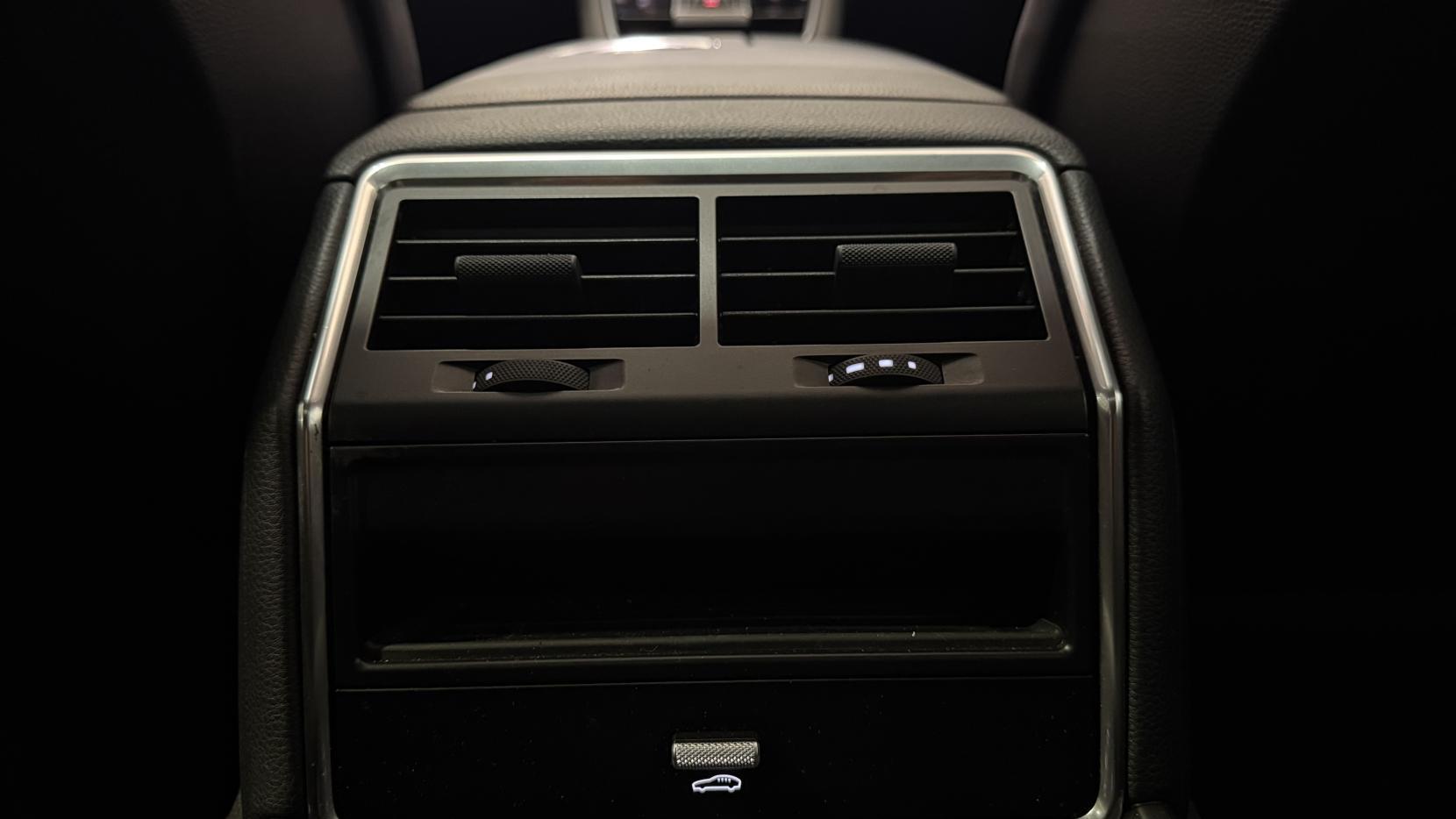 Porsche Panamera view 27