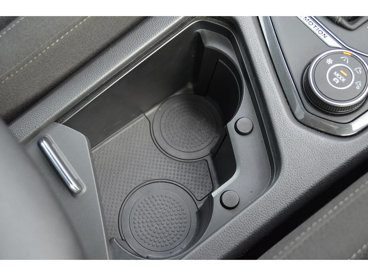Volkswagen Tiguan view 52