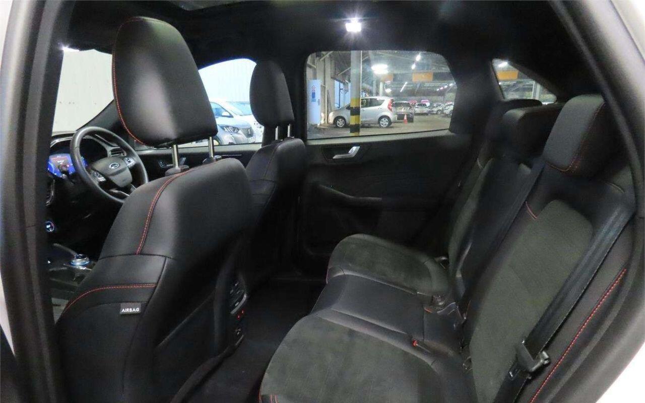 Ford Kuga view 10