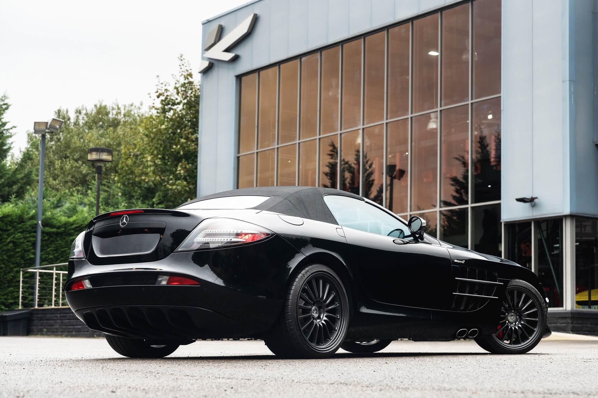 Mercedes-Benz SLR view 13
