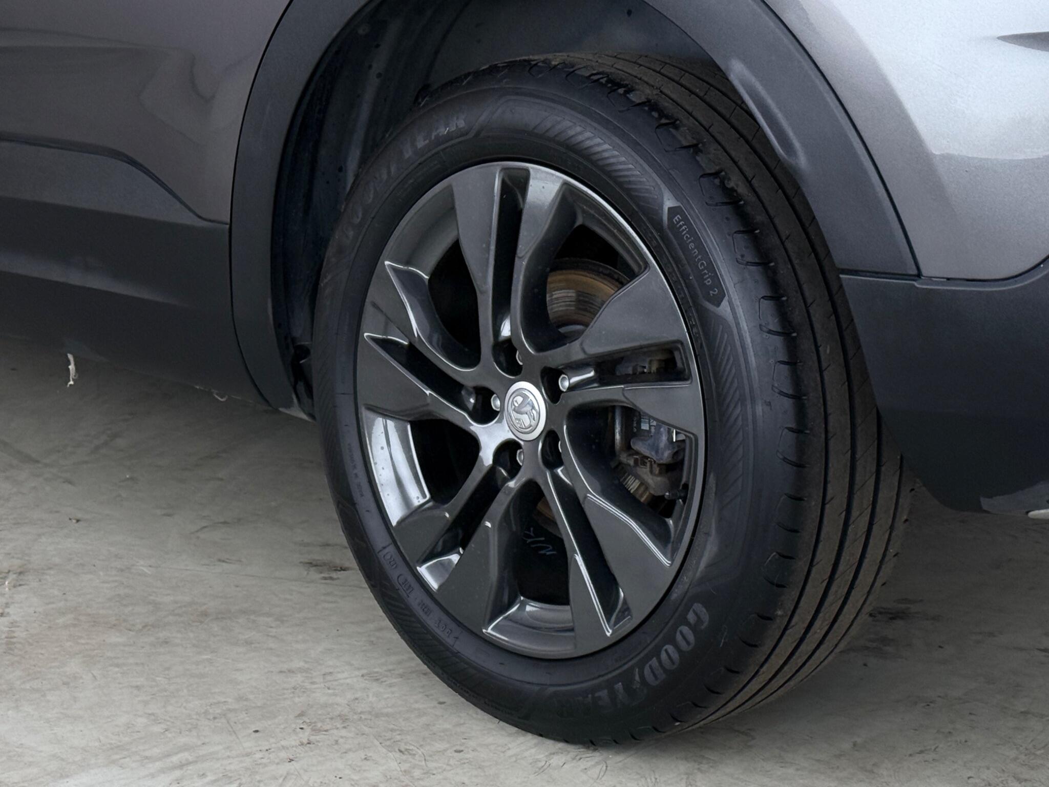 Vauxhall Grandland X view 9